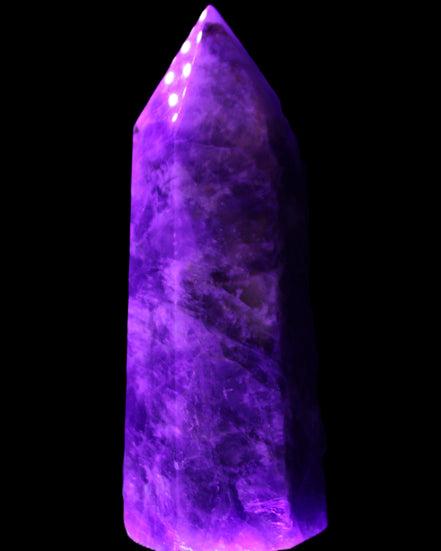 Amethyst obelisk 830g in UV light - Rocks and Things Store