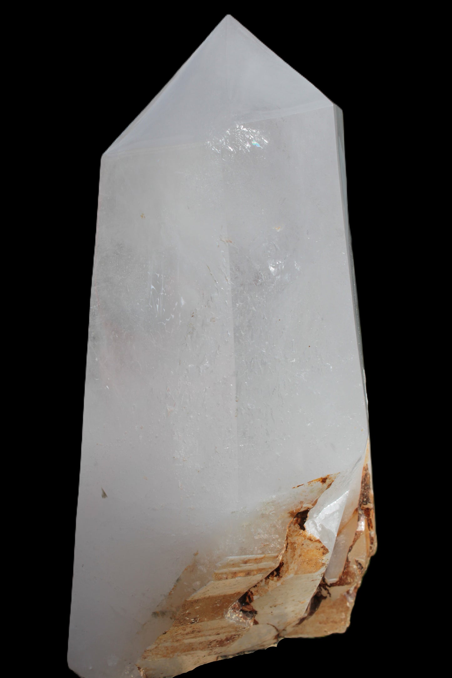 Clear White Quartz obelisk 14040g in sunlight