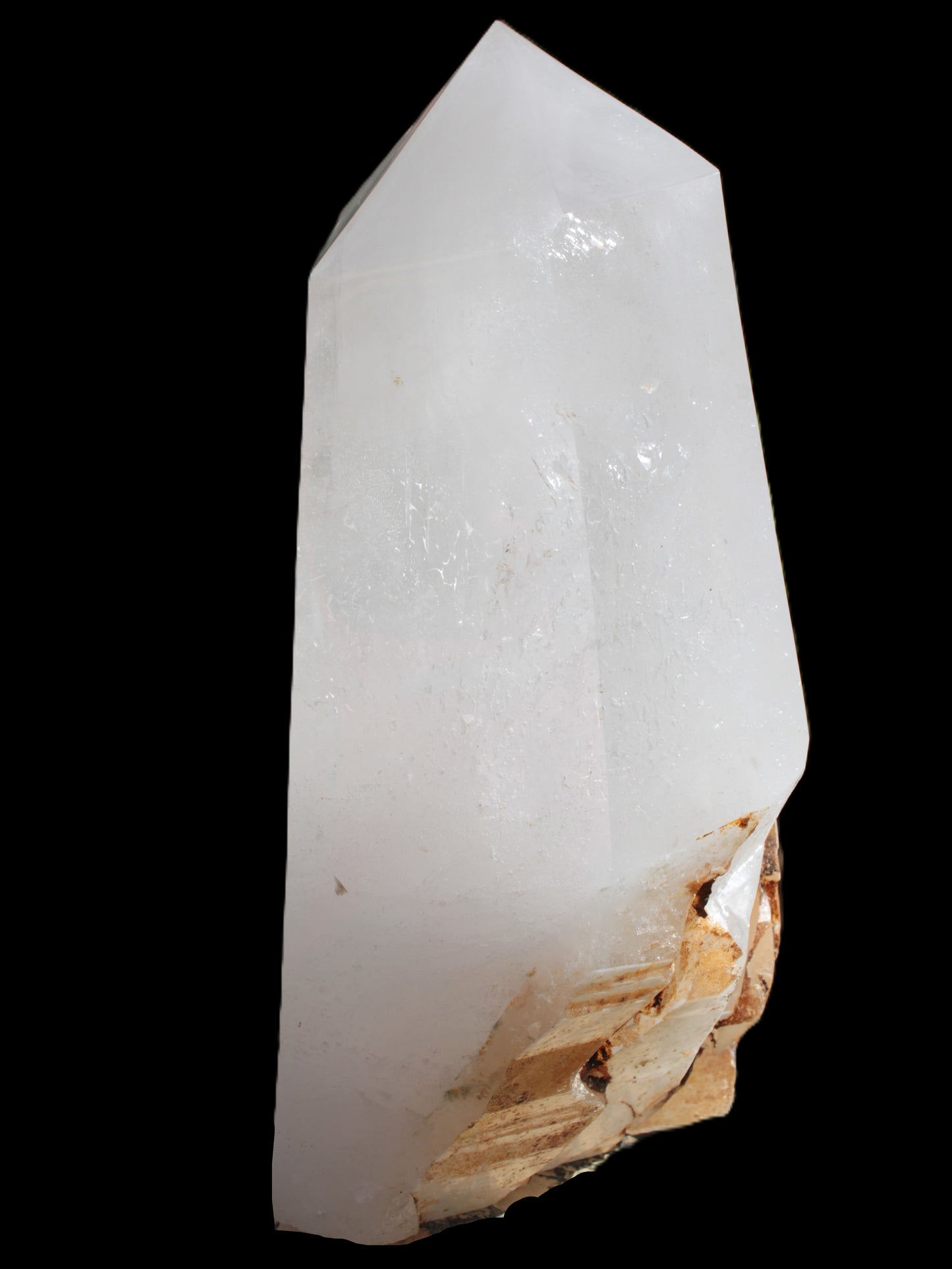 Clear White Quartz obelisk 14040g in sunlight