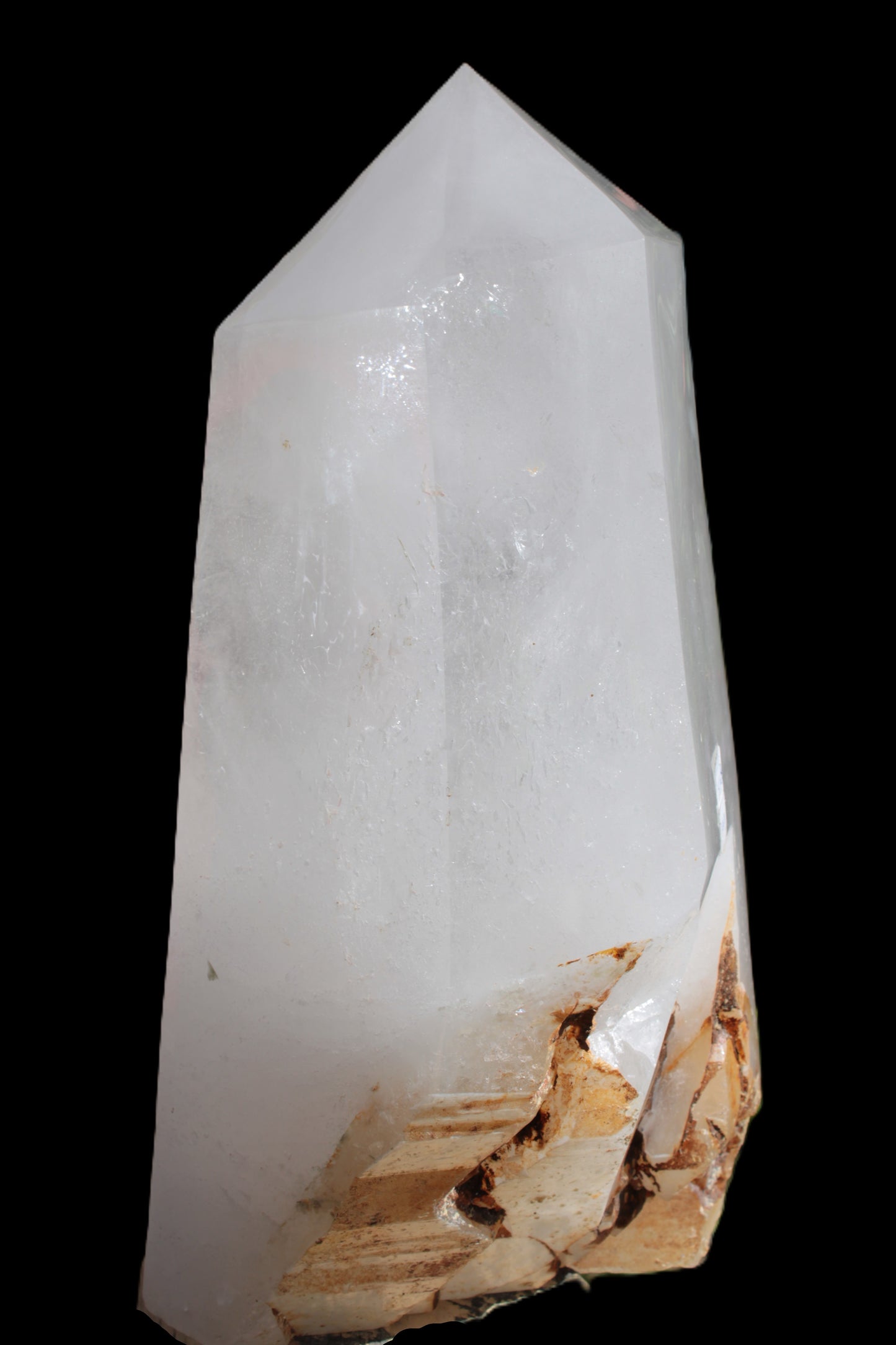 Clear White Quartz obelisk 14040g in sunlight