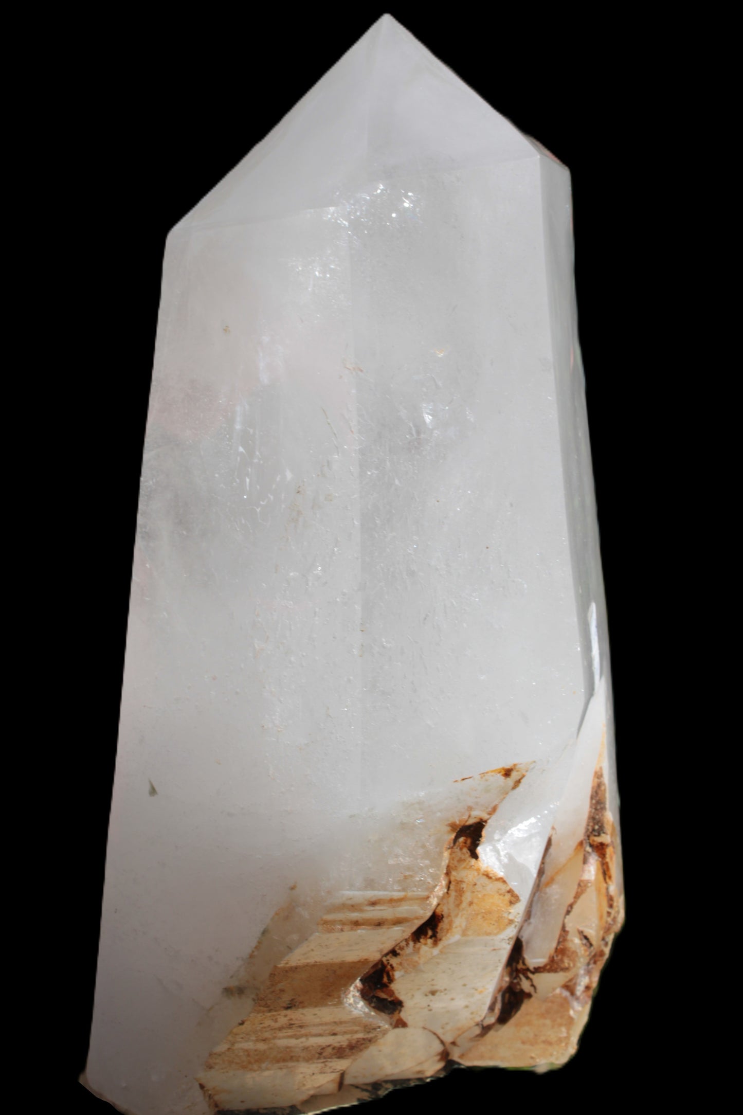 Clear White Quartz obelisk 14040g in sunlight