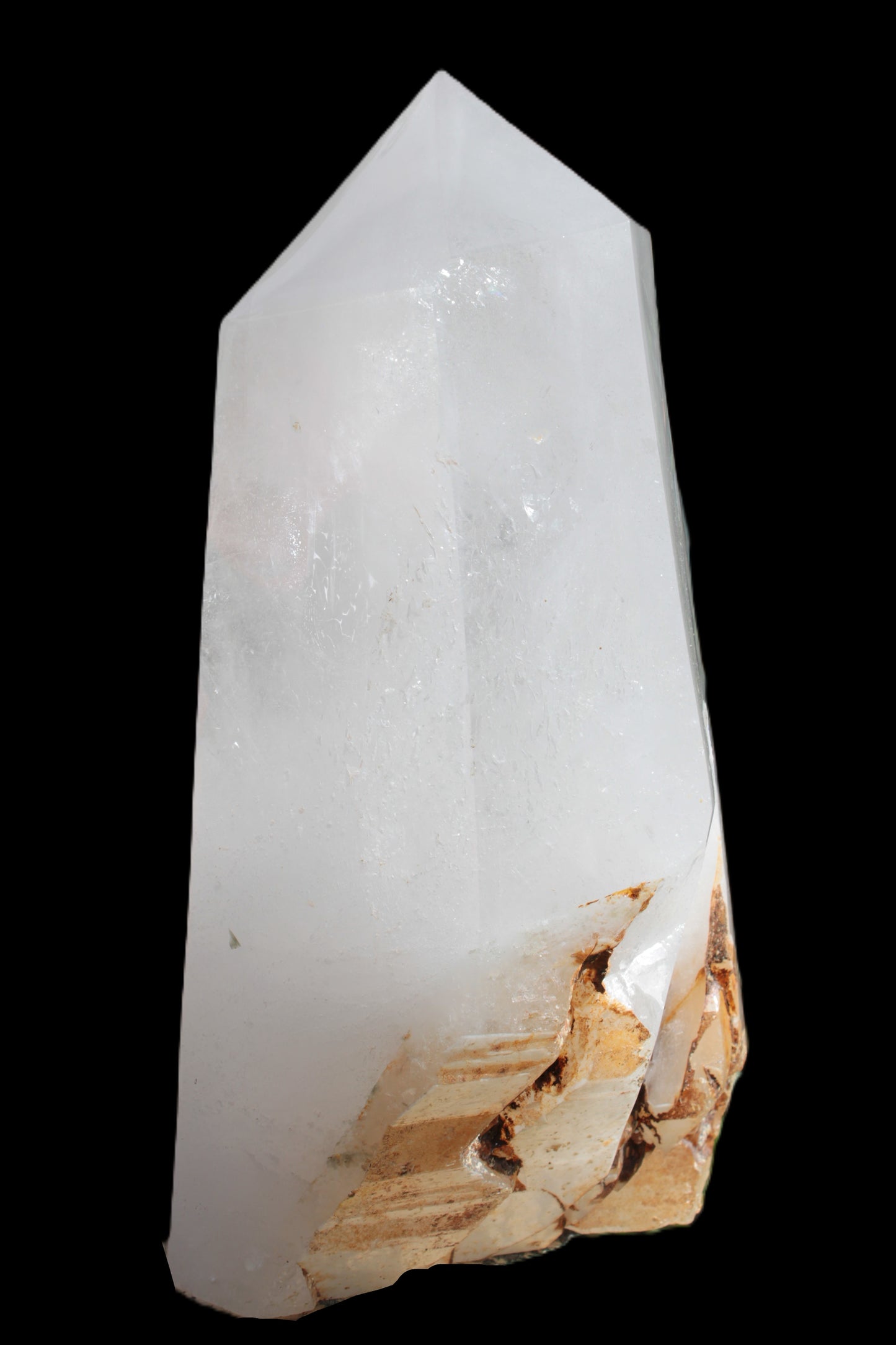 Clear White Quartz obelisk 14040g in sunlight