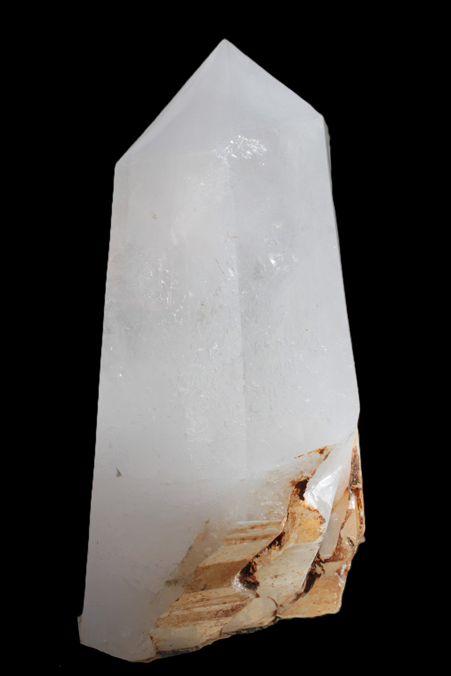 Clear White Quartz obelisk 14040g in sunlight