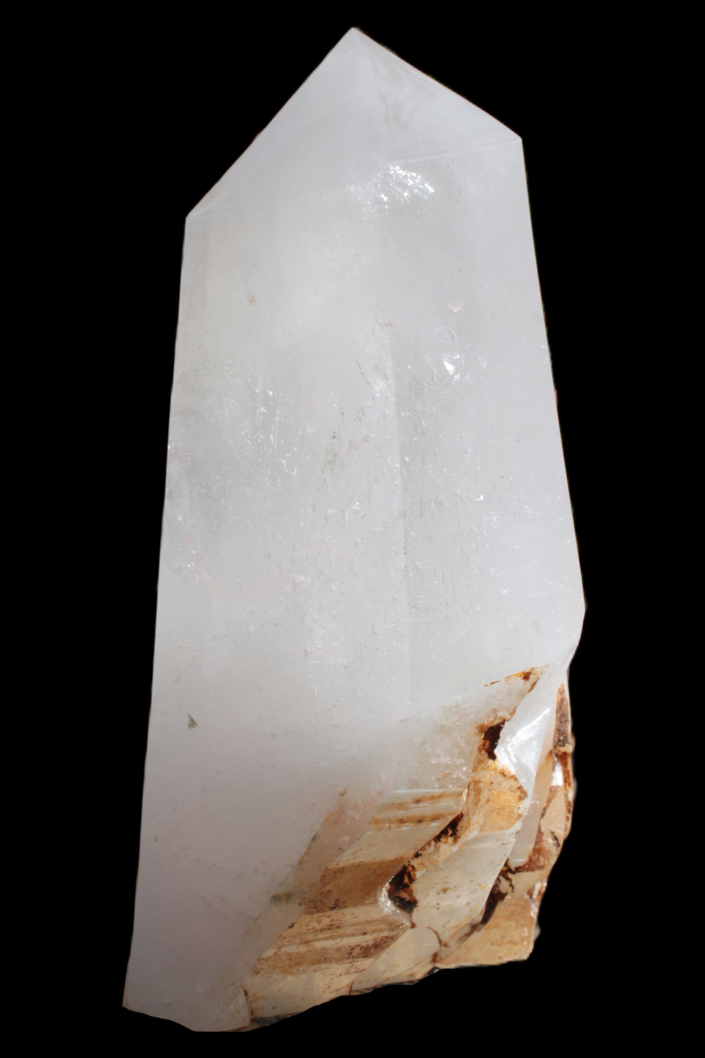 Clear White Quartz obelisk 14040g in sunlight