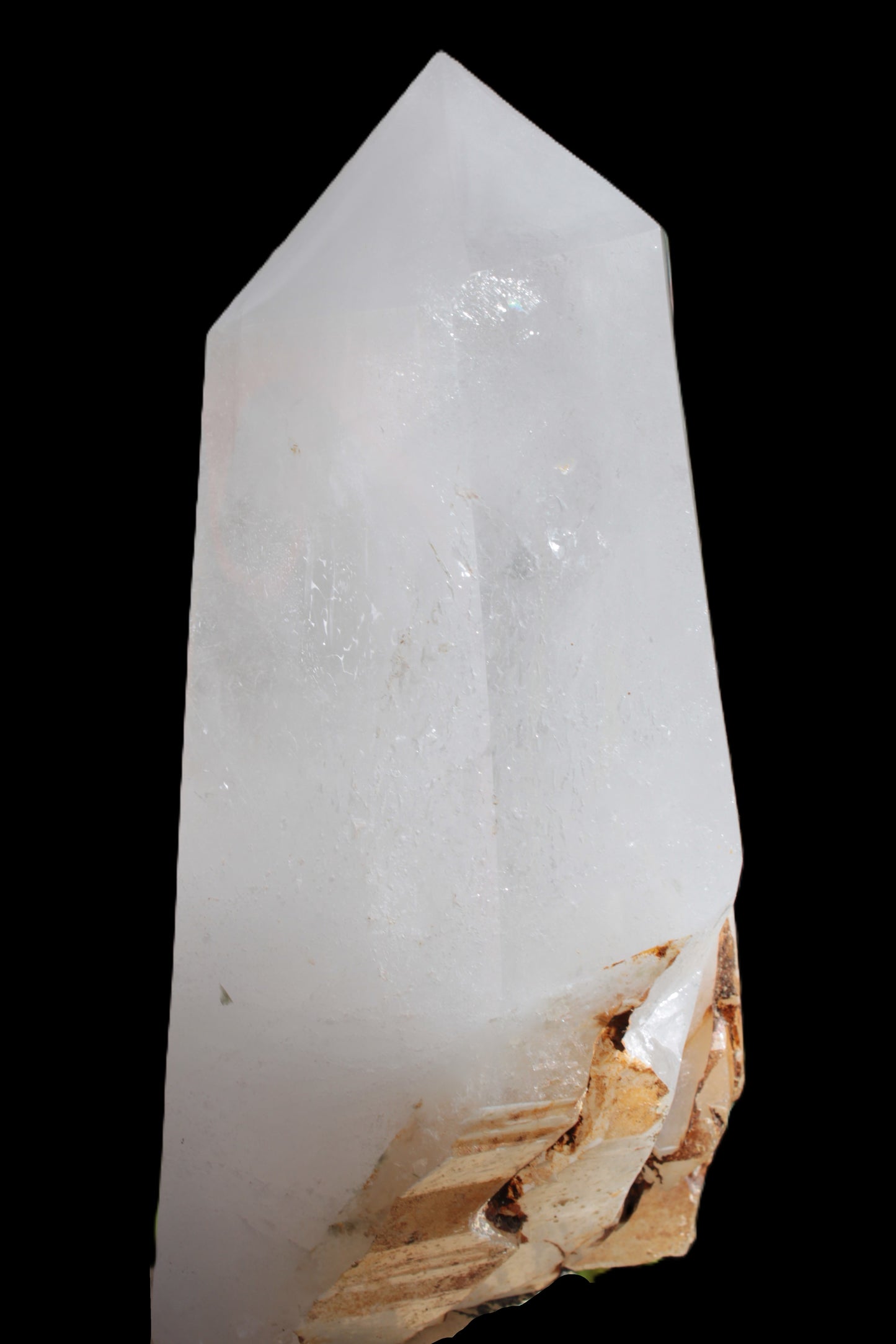 Clear White Quartz obelisk 14040g in sunlight