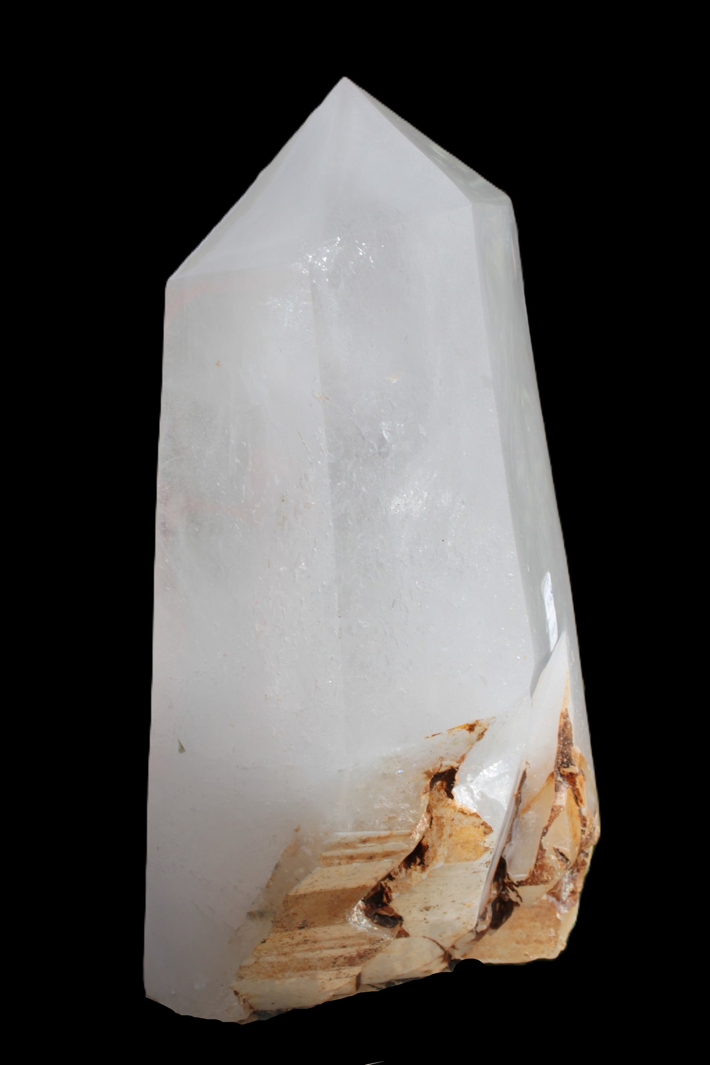Clear White Quartz obelisk 14040g in sunlight