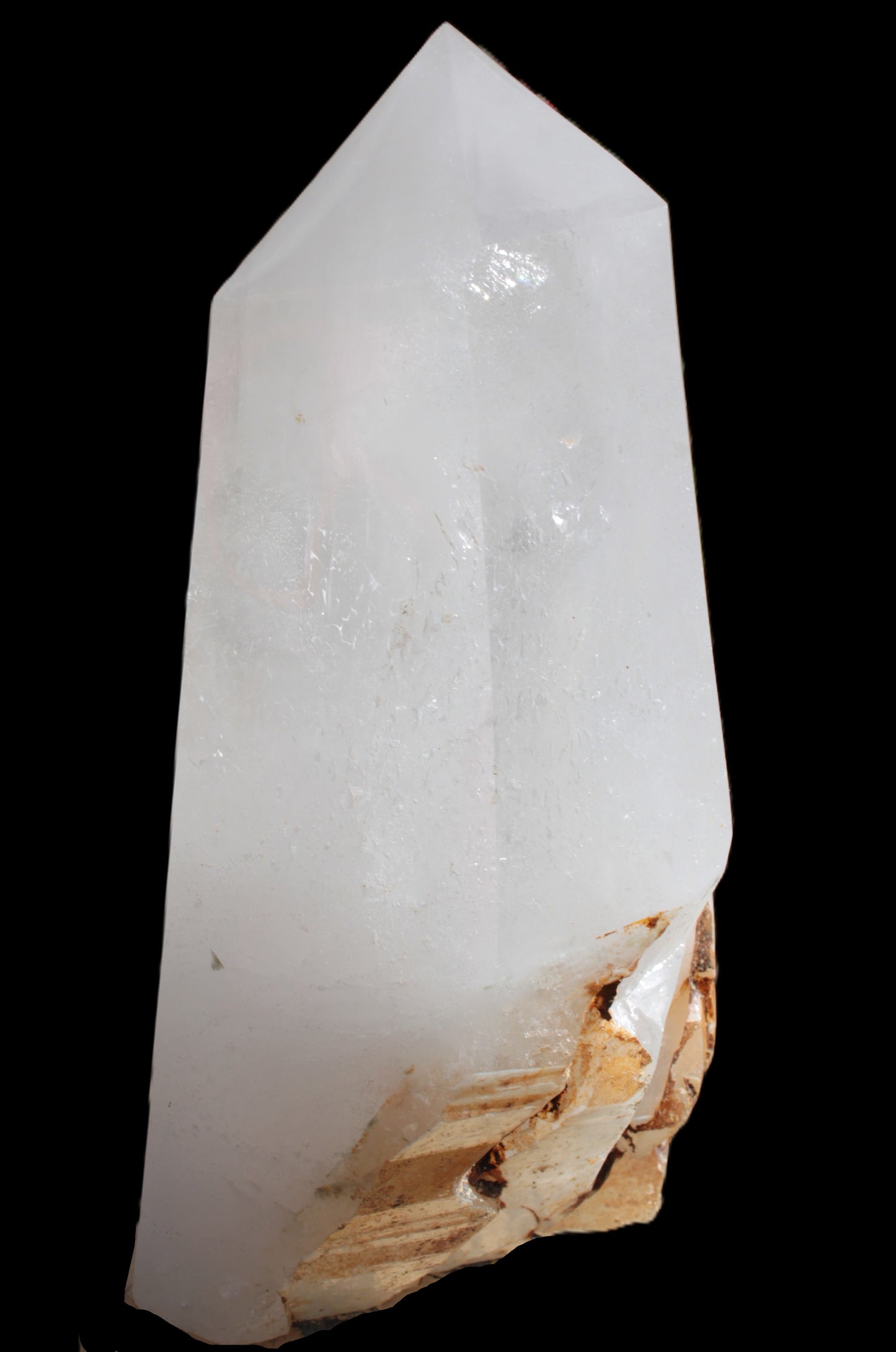Clear White Quartz obelisk 14040g in sunlight