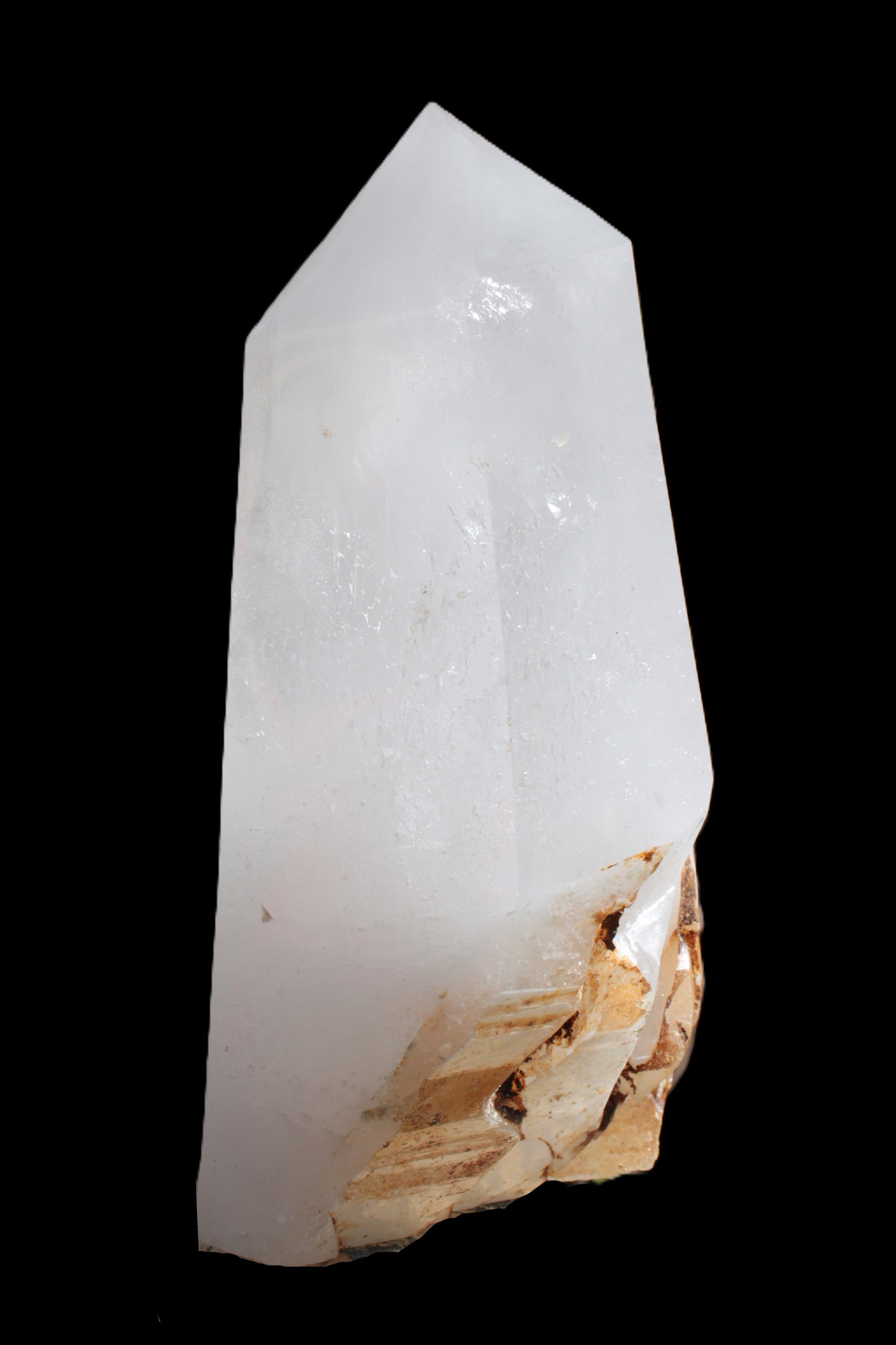 Clear White Quartz obelisk 14040g in sunlight