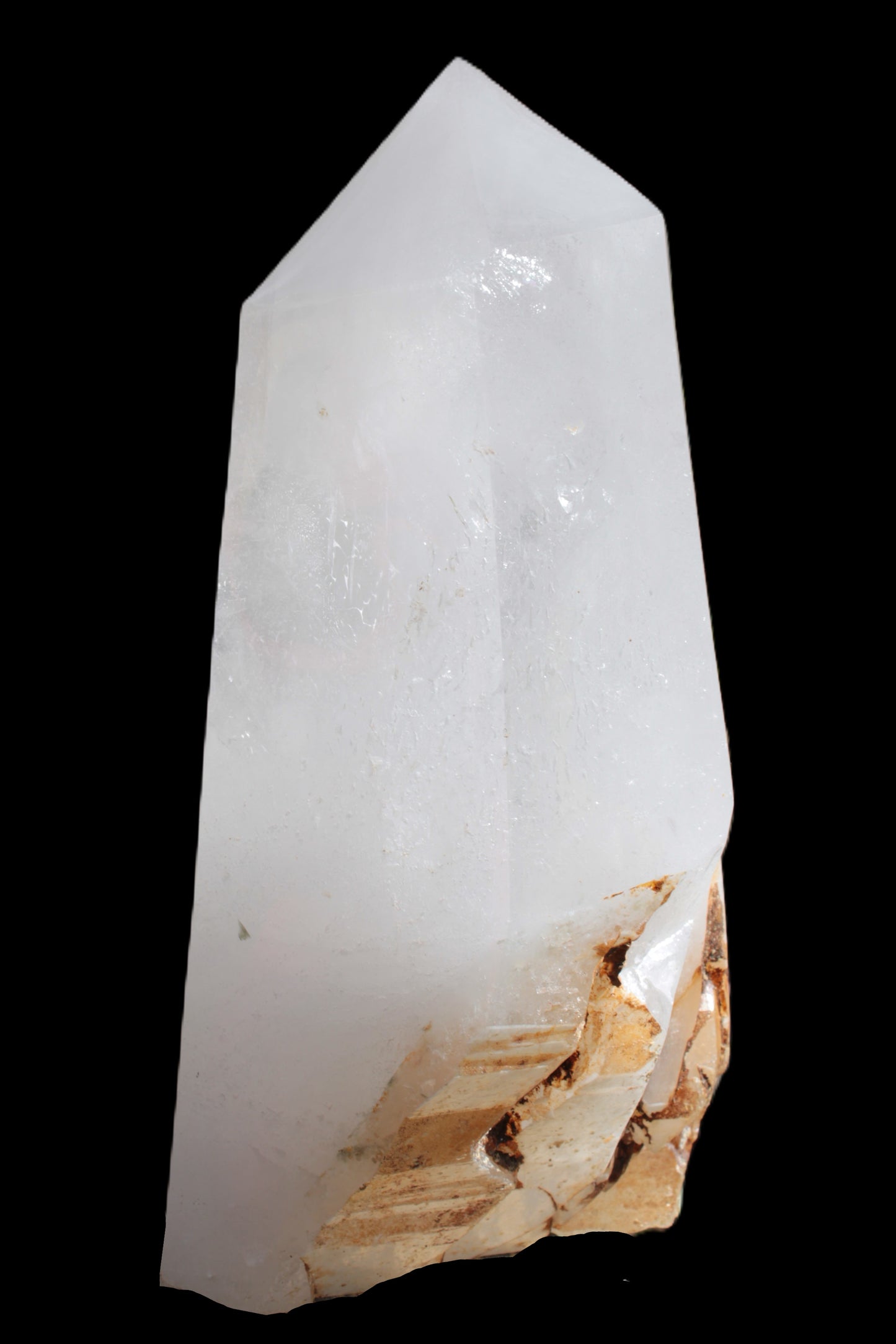 Clear White Quartz obelisk 14040g in sunlight
