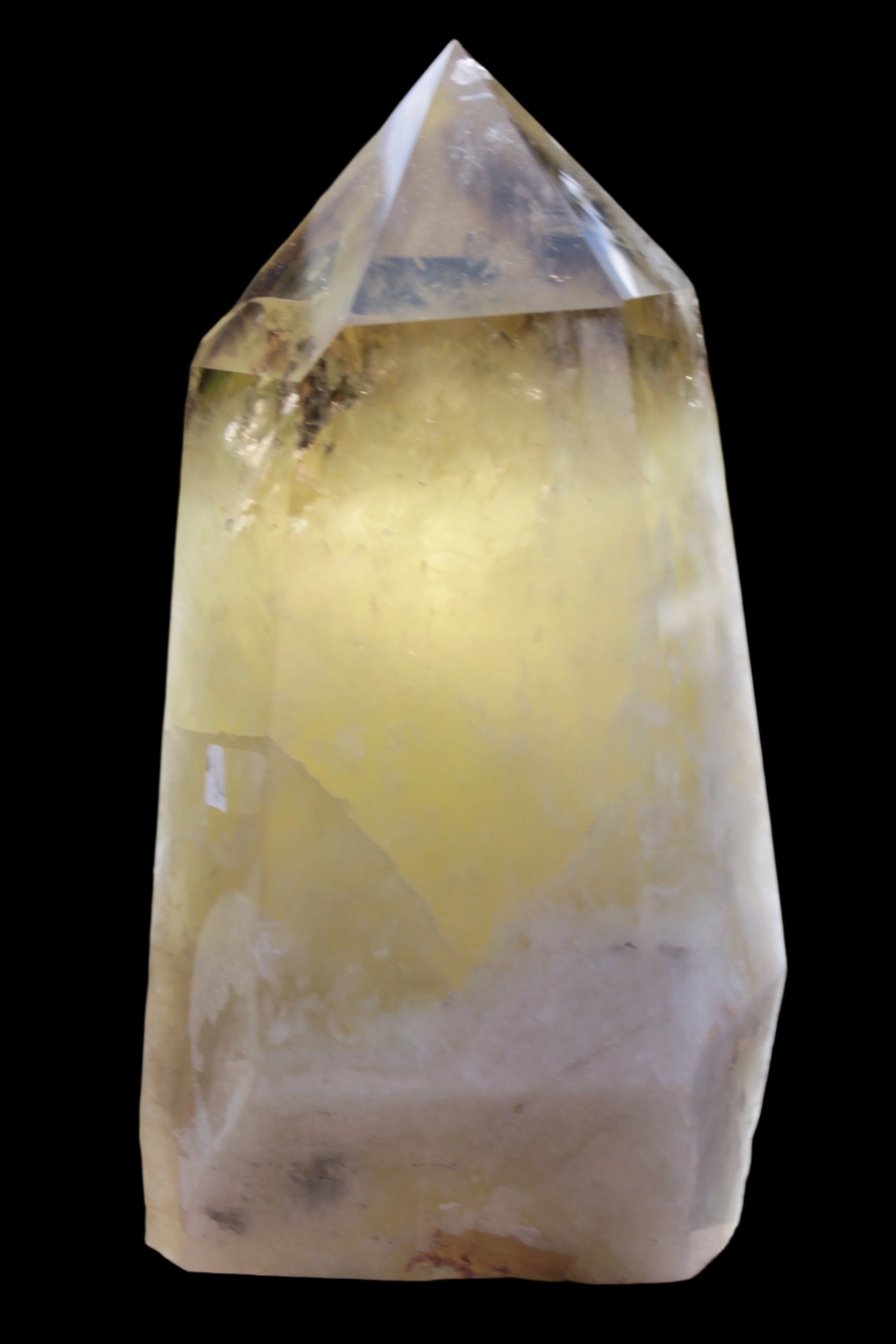 Citrine obelisk 5840g in sunshine