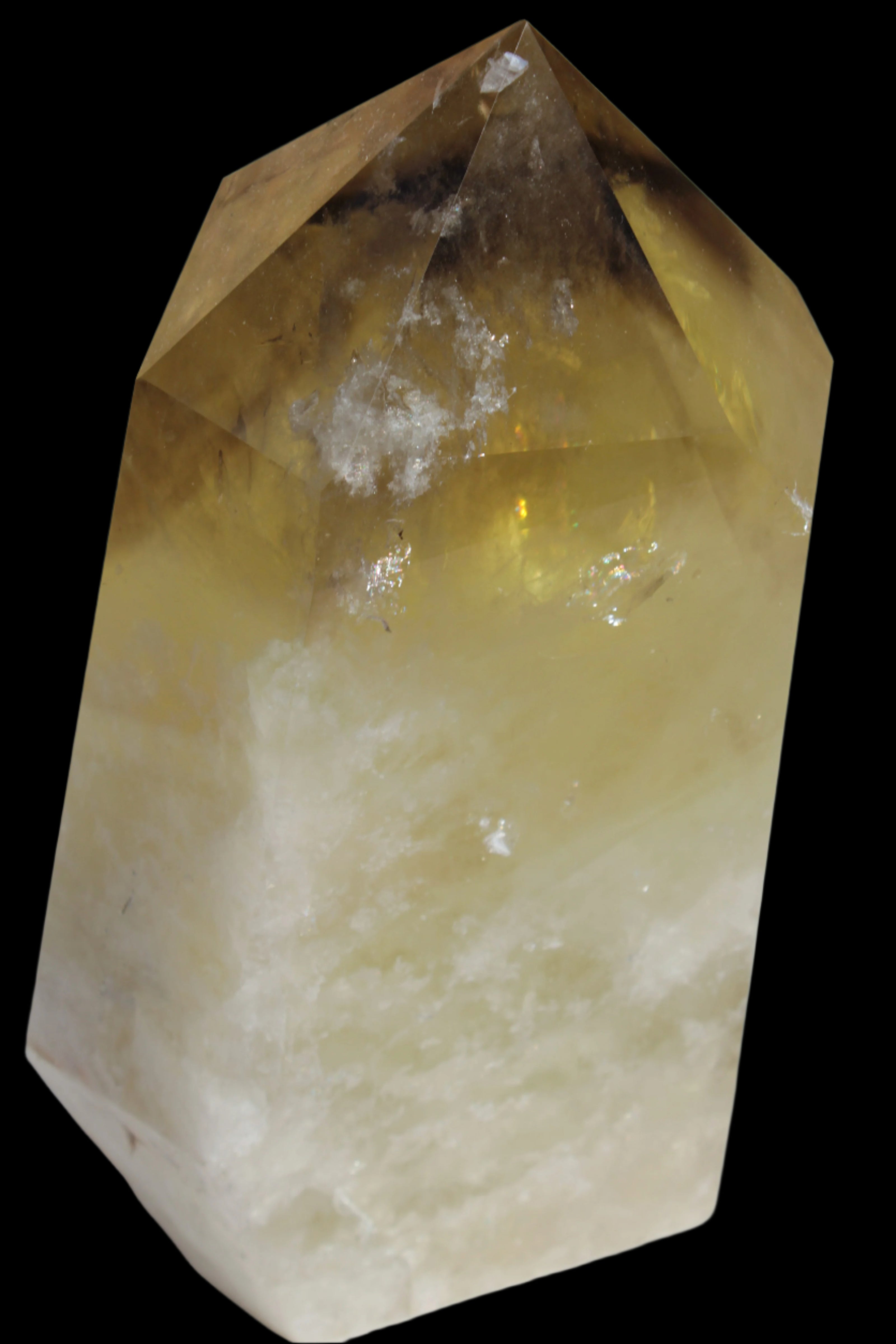 Citrine obelisk 5840g in sunshine