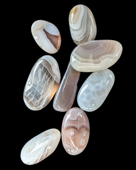 Persian Silk Agate 5-stones 7g in sunlight - Rocks and Things Store