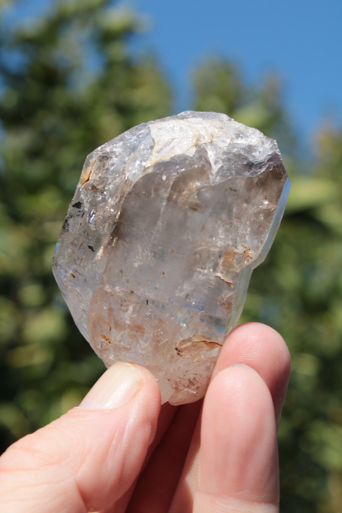 Quartz crystal 150g Rocks and Things