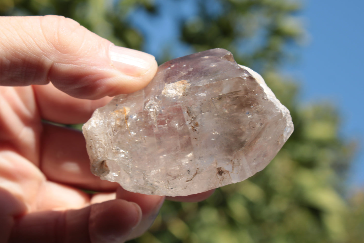 Quartz crystal 150g Rocks and Things