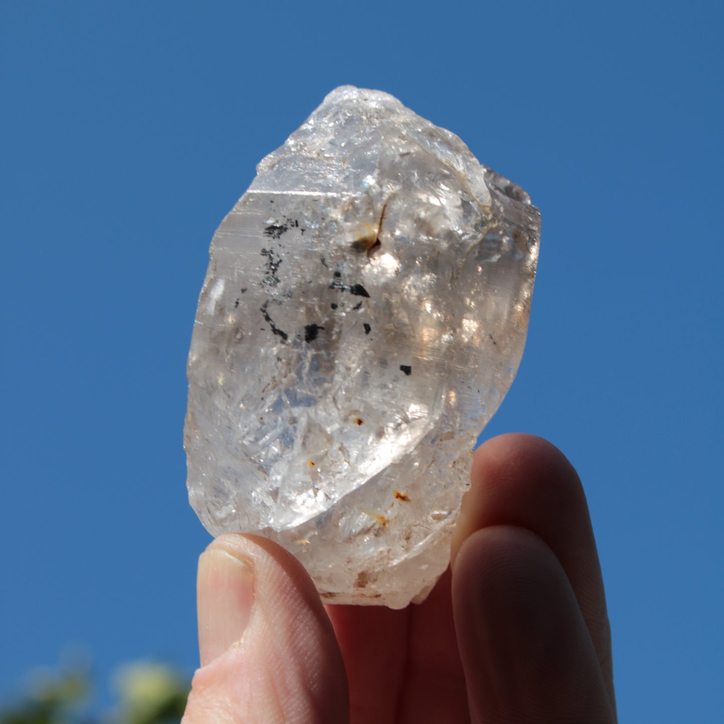 Quartz crystal 150g Rocks and Things