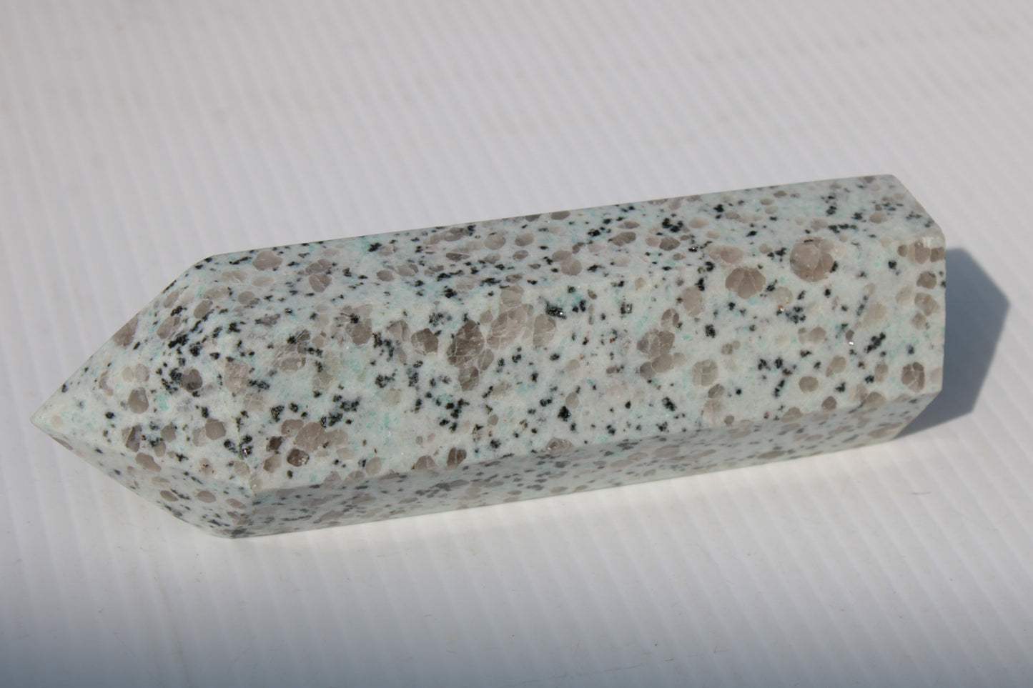 Tianshan Blue Stone obelisk 603g Rocks and Things