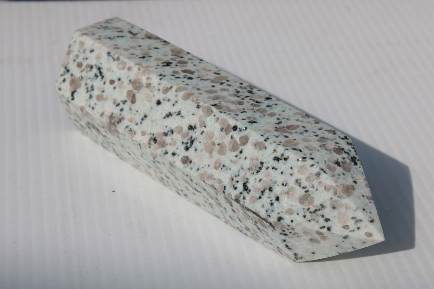 Tianshan Blue Stone obelisk 603g Rocks and Things