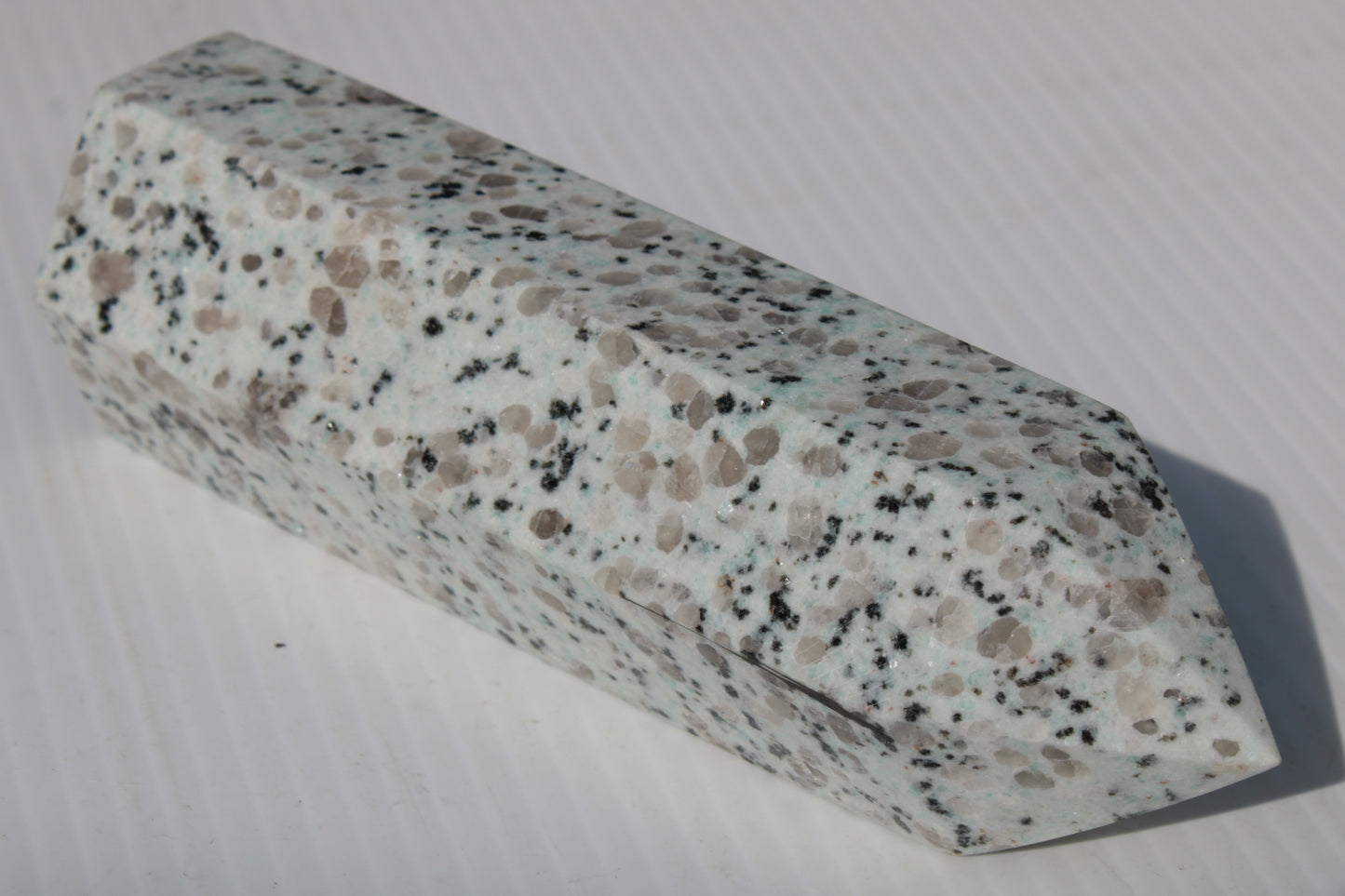 Tianshan Blue Stone obelisk 603g Rocks and Things
