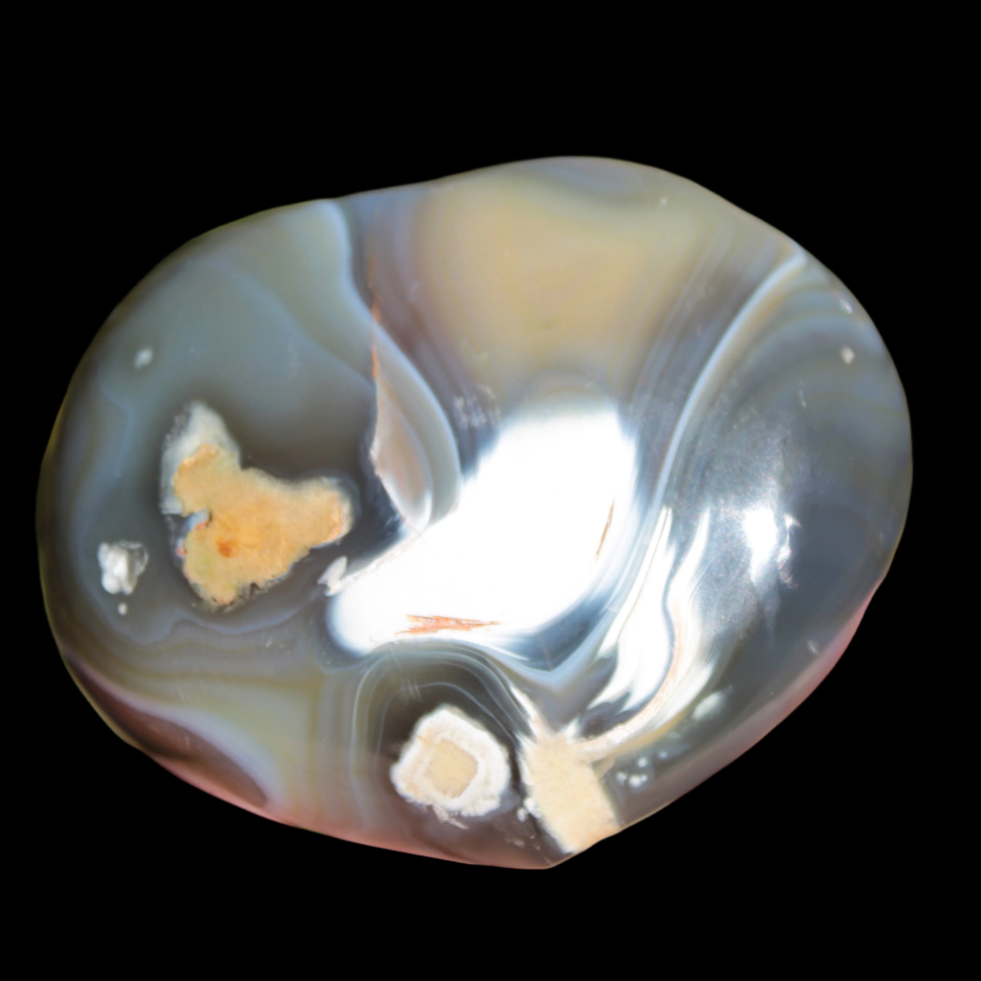 Killer Whale Agate heart 548g in sunlight - Rocks and Things Store