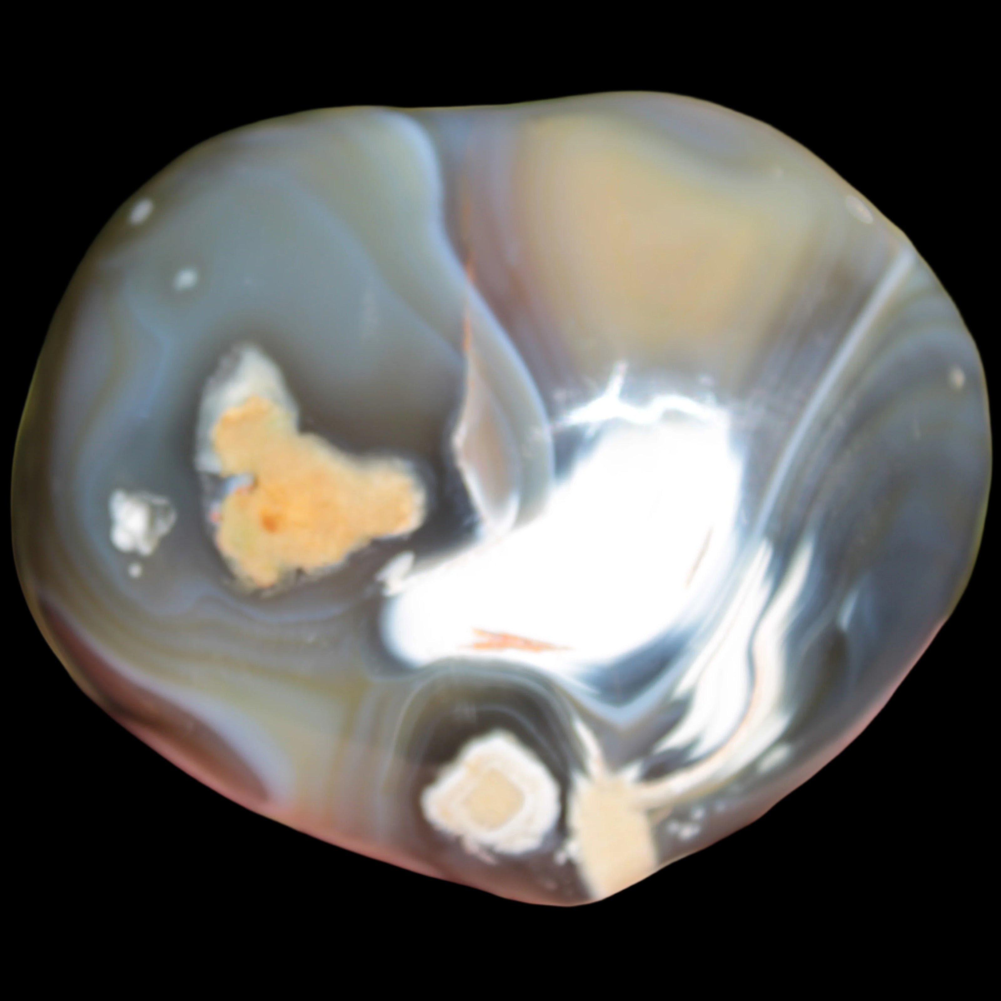 Killer Whale Agate heart 548g in sunlight - Rocks and Things Store