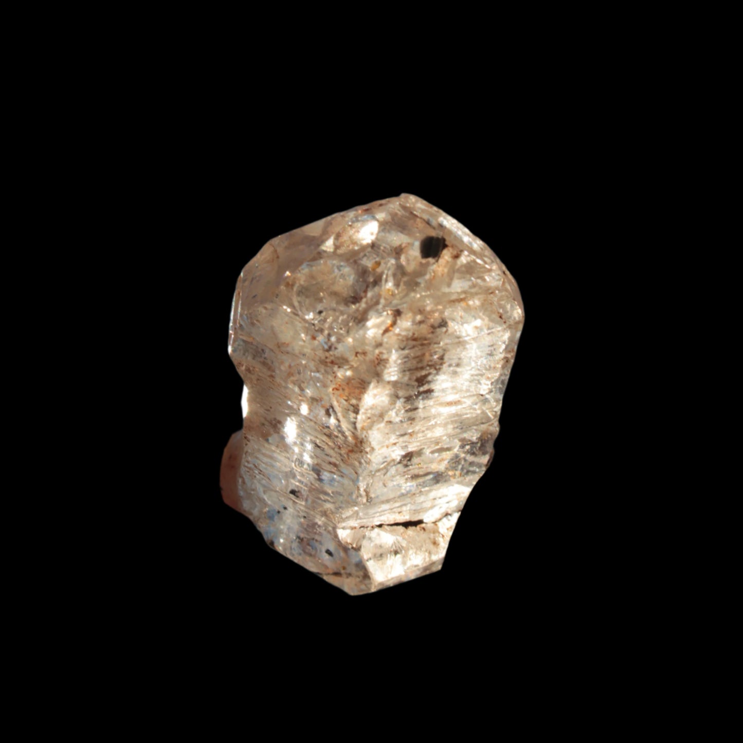 Fenster Diamond Quartz with petroleum fluorescence 41-48mm 12-18g in sunlight - Rocks and Things Store