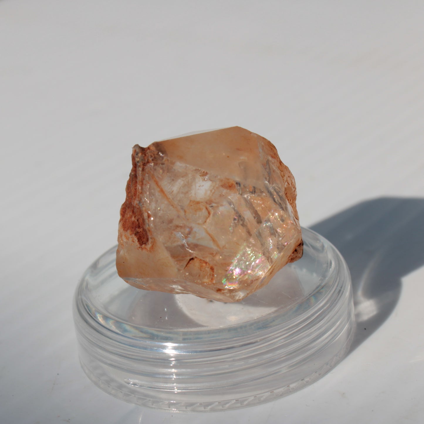 Fenster Diamond Quartz with petroleum fluorescence 25-30mm 8-12g Rocks and Things