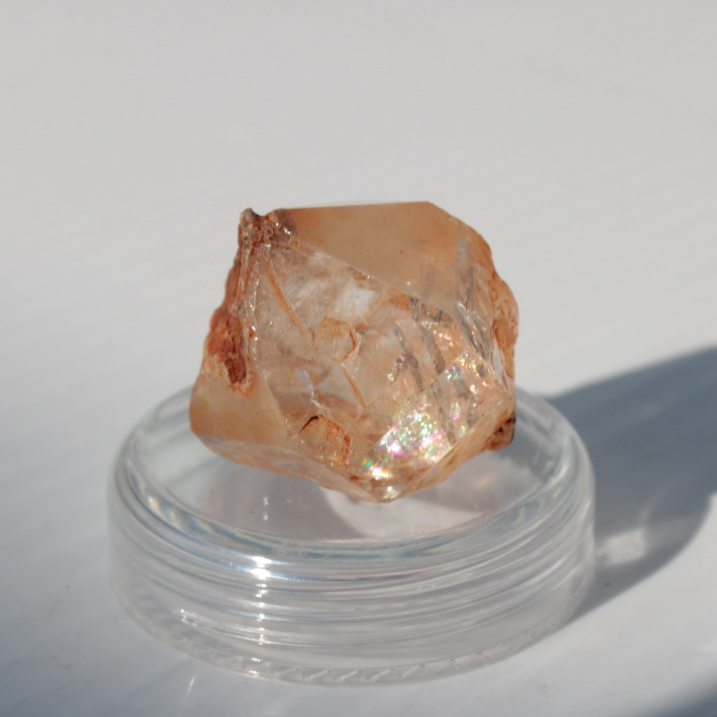 Fenster Diamond Quartz with petroleum fluorescence 25-30mm 8-12g Rocks and Things