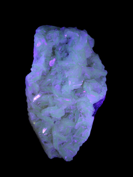 Calcite cluster UV reactive 80mm 114g Rocks and Things