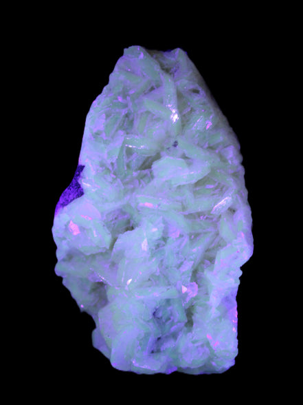 Calcite cluster UV reactive 80mm 114g Rocks and Things