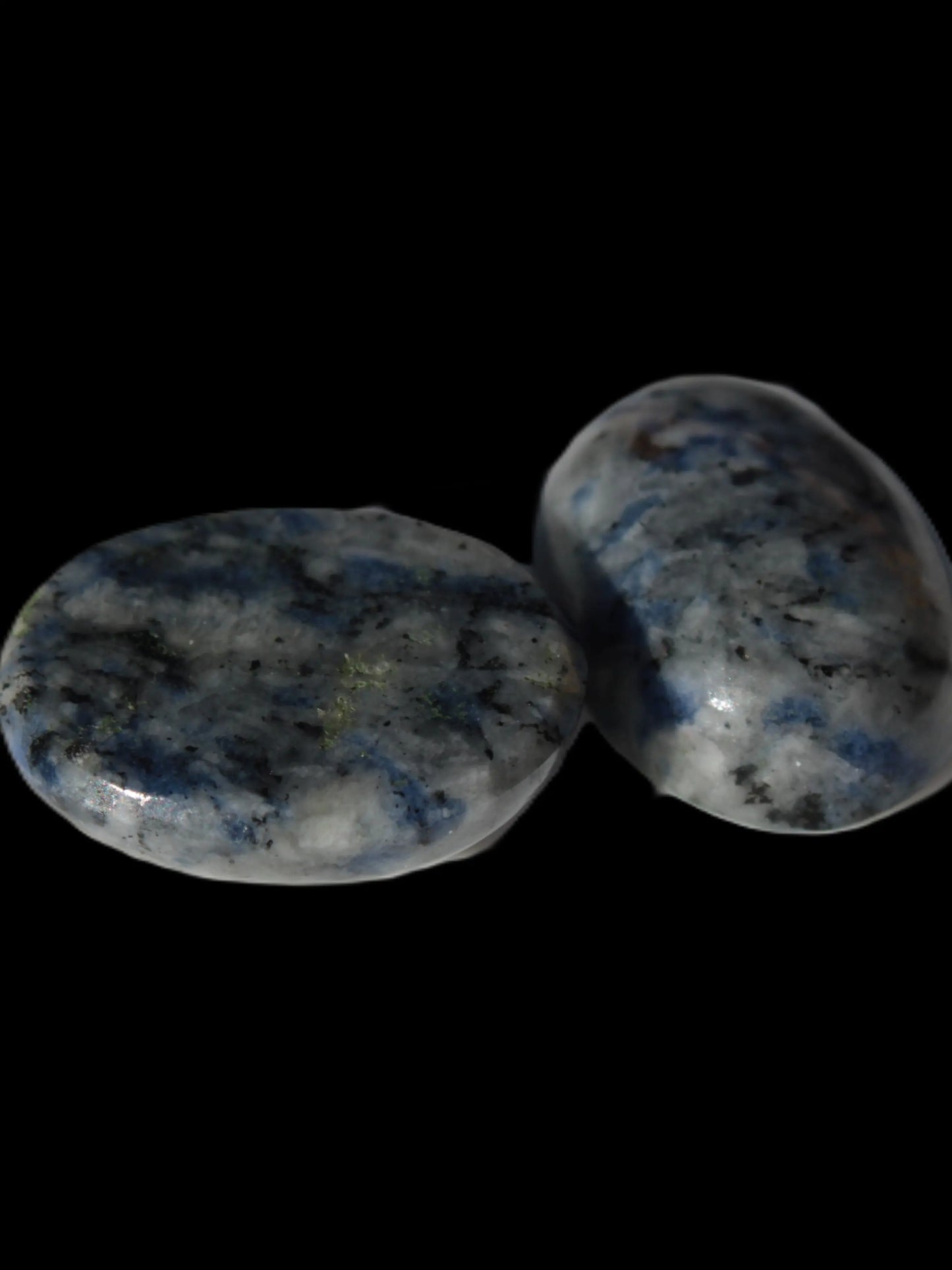 Sodalite 2 polished cabachons 13*17mm - 14*17mm (2.7-2.9g each) 5.6/5.8g Rocks and Things