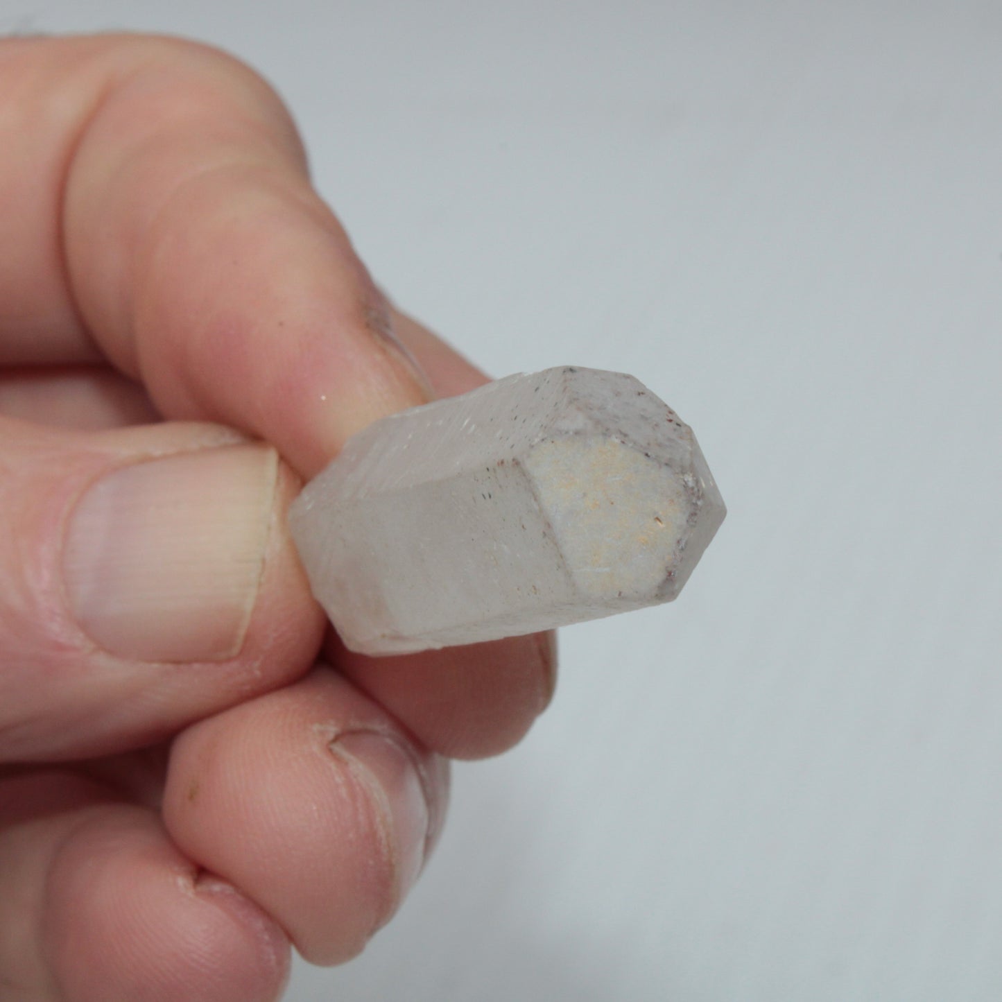 Quartz crystal point 8.8/9.9g Rocks and Things