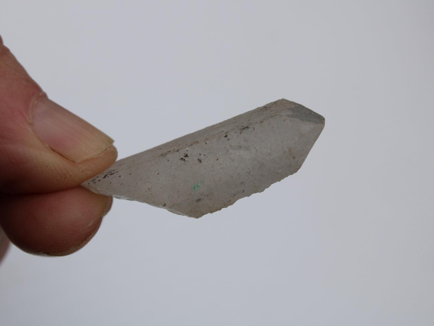 Quartz crystal point 8.8/9.9g Rocks and Things