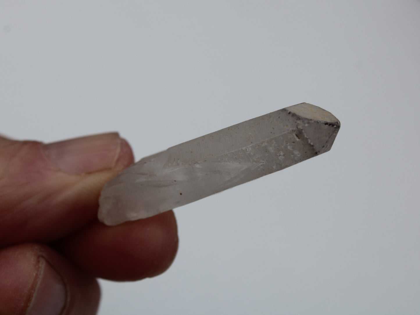 Quartz crystal point 8.8/9.9g Rocks and Things