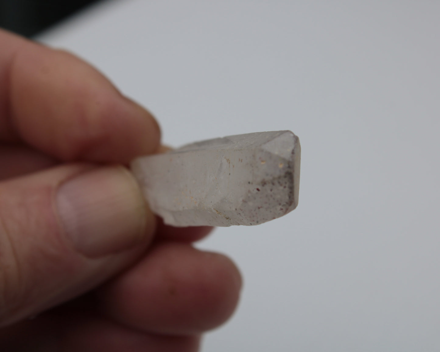 Quartz crystal point 8.8/9.9g Rocks and Things