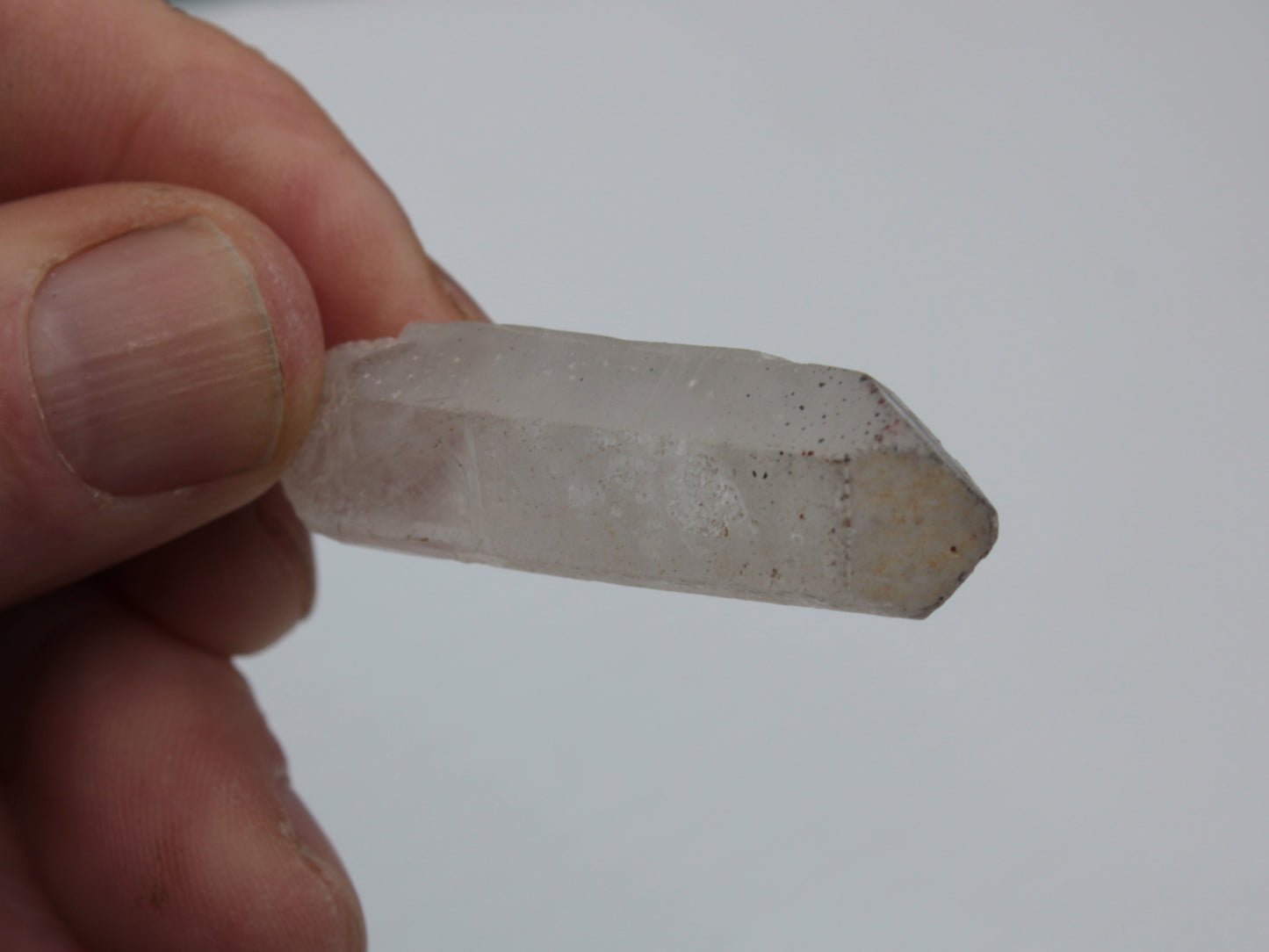 Quartz crystal point 8.8/9.9g Rocks and Things