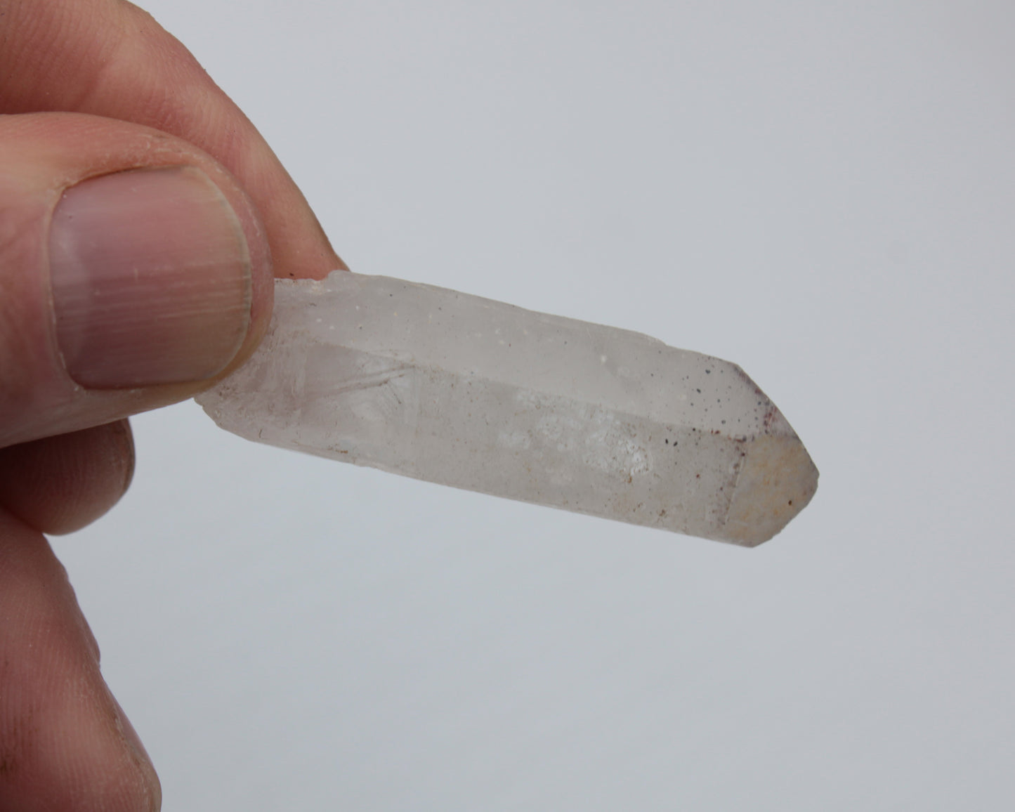 Quartz crystal point 8.8/9.9g Rocks and Things