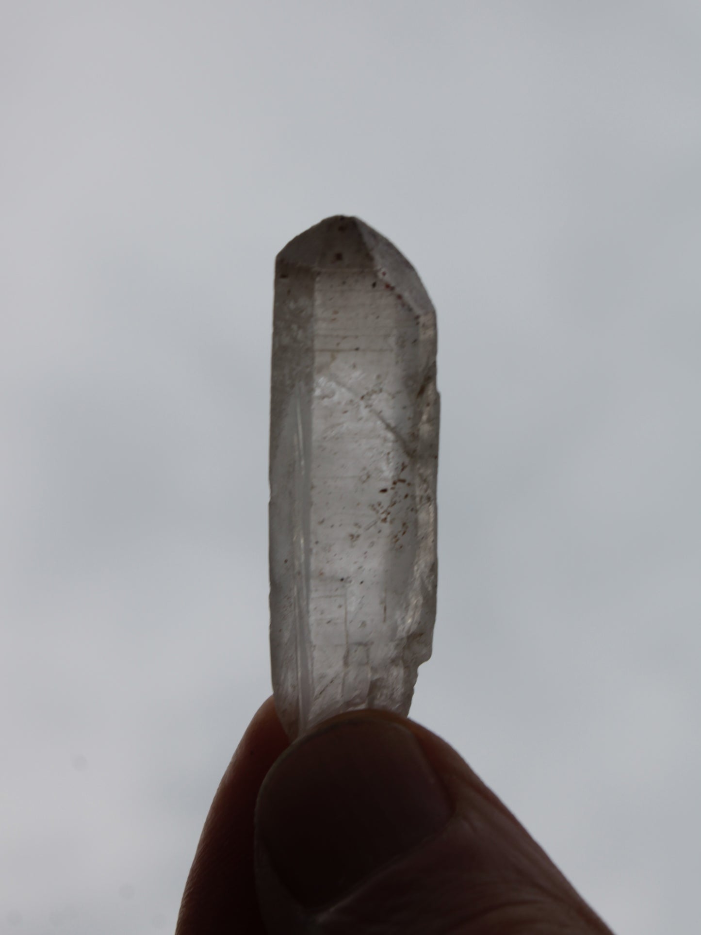 Quartz crystal point 8.8/9.9g Rocks and Things
