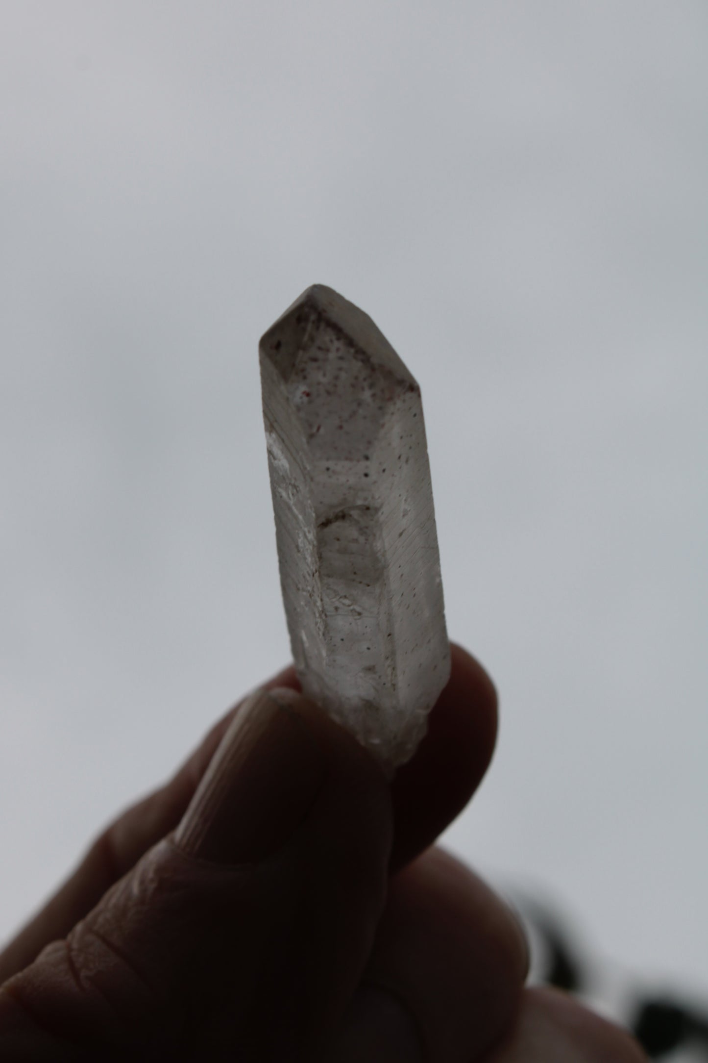 Quartz crystal point 8.8/9.9g Rocks and Things
