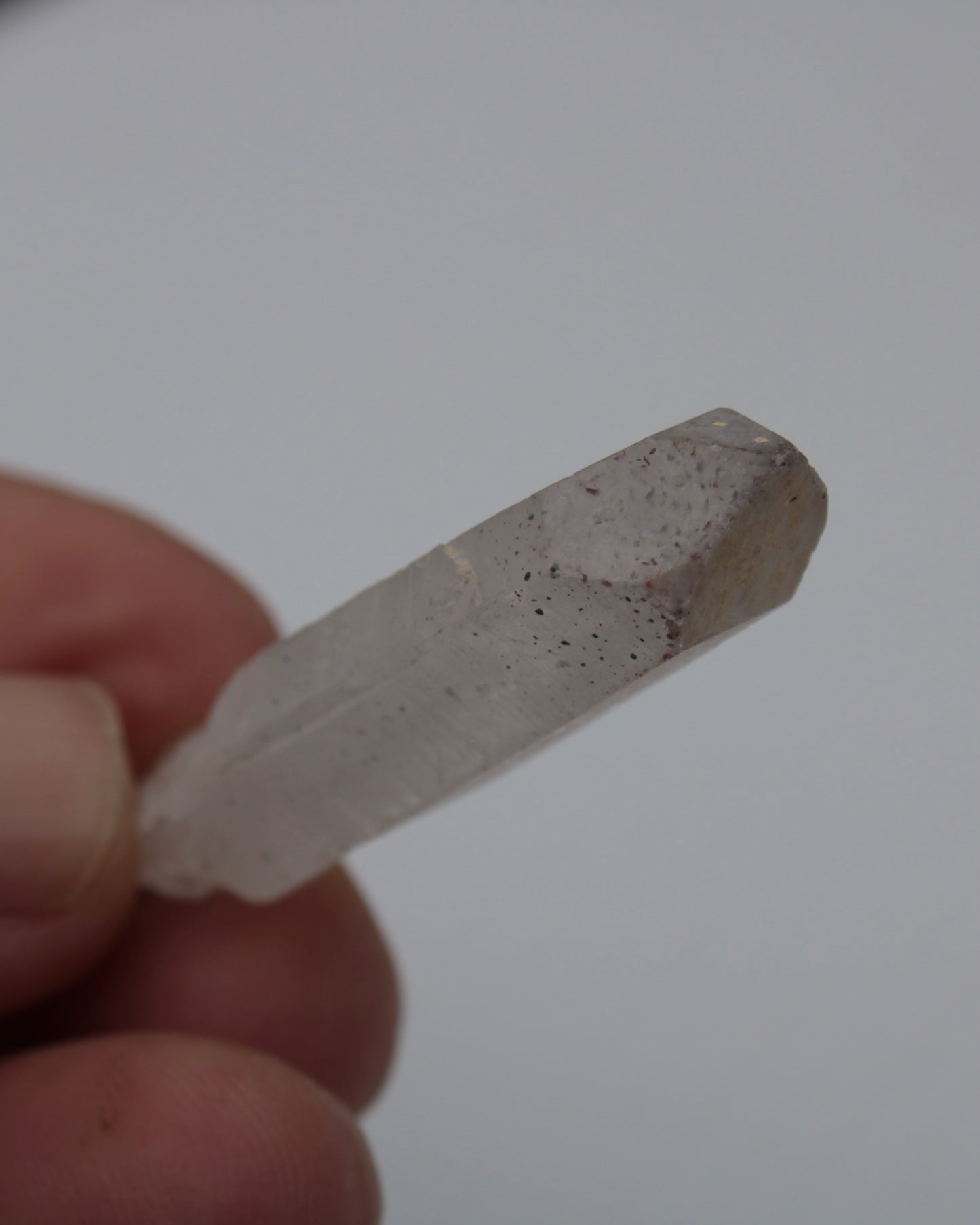 Quartz crystal point 8.8/9.9g Rocks and Things