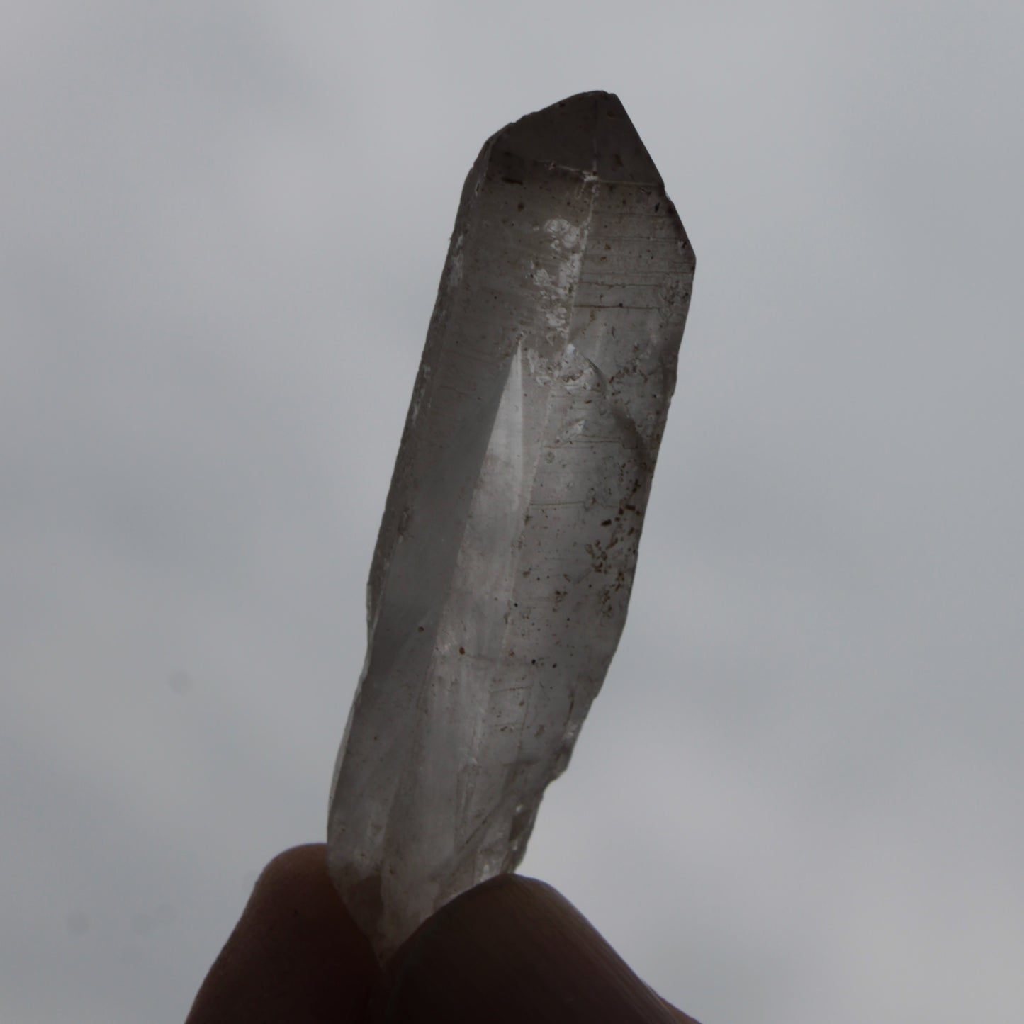 Quartz crystal point 8.8/9.9g Rocks and Things