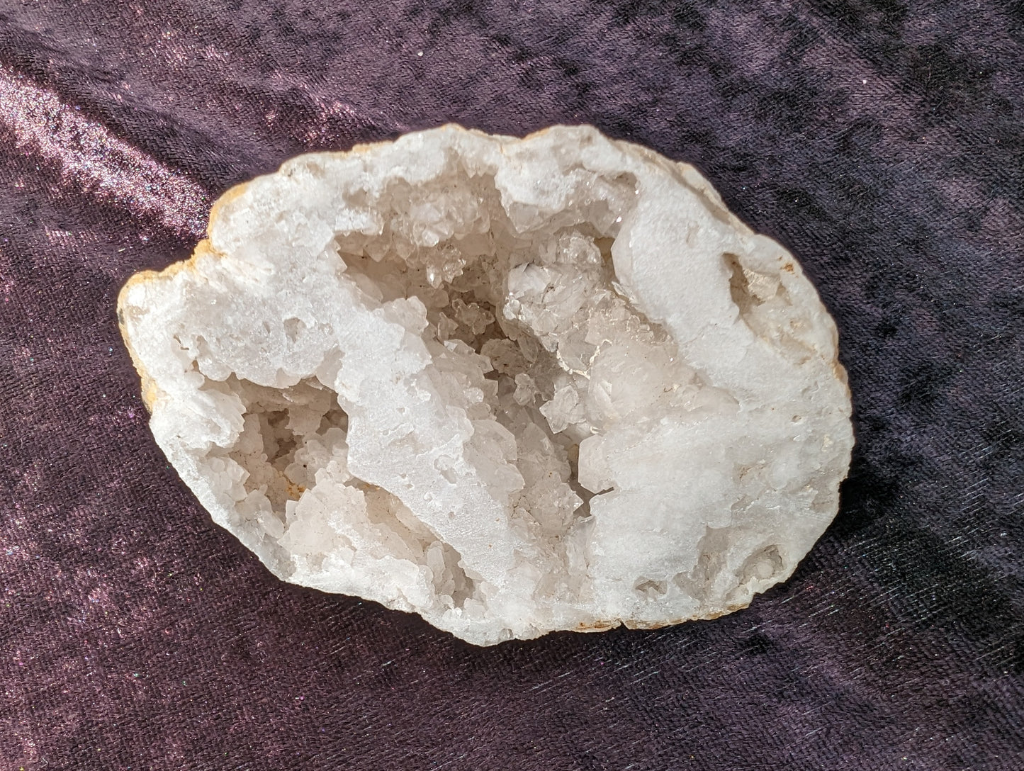 White Quartz sparkly crystal geode 244g Rocks and Things