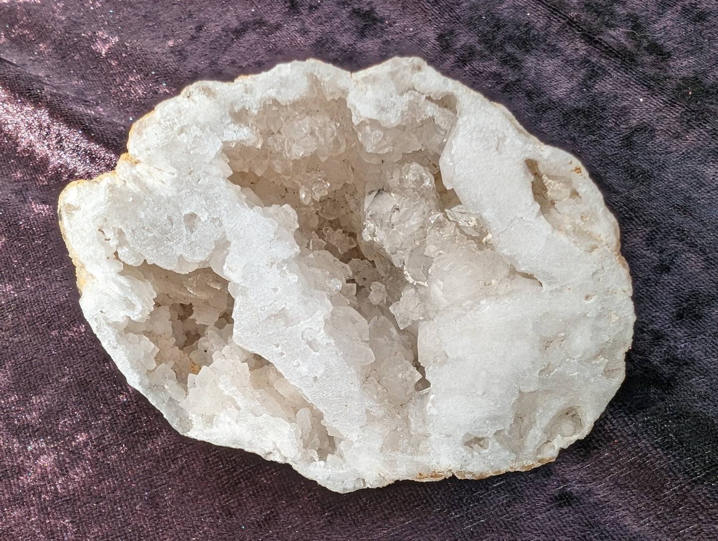 White Quartz sparkly crystal geode 244g Rocks and Things
