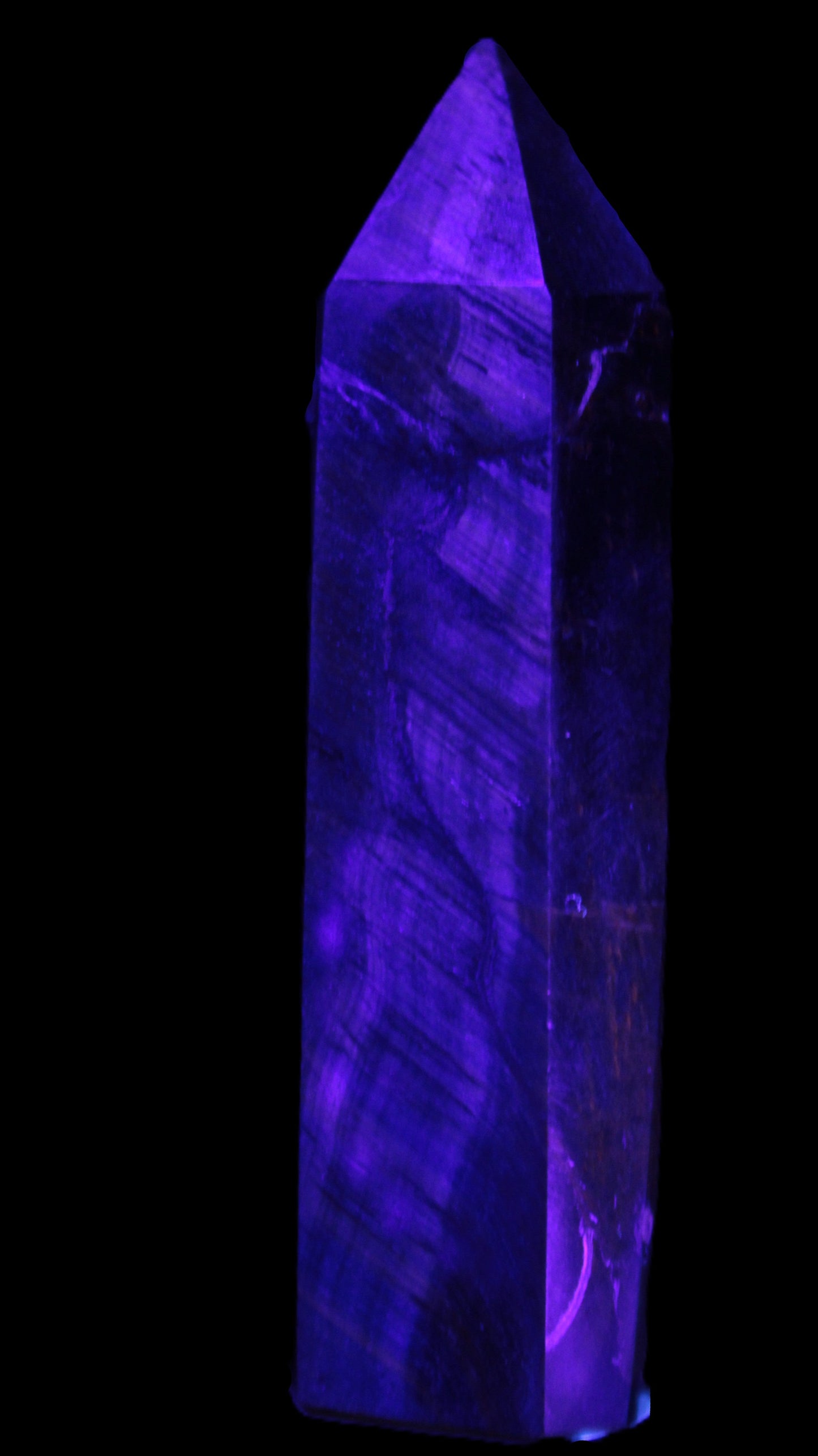 Blue Tigers Eye wand 68mm 67.9g in UV light - Rocks and Things Store