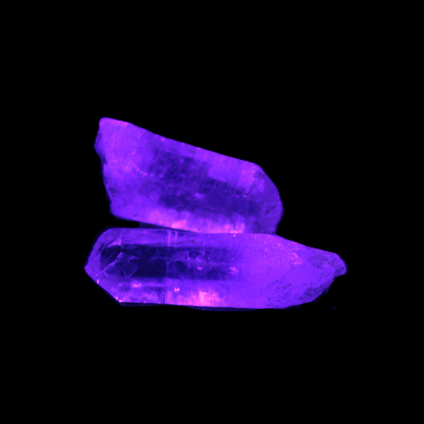 Two Fenster skeletal Enhydro crystals with hydrocarbons 4.8-8.6g