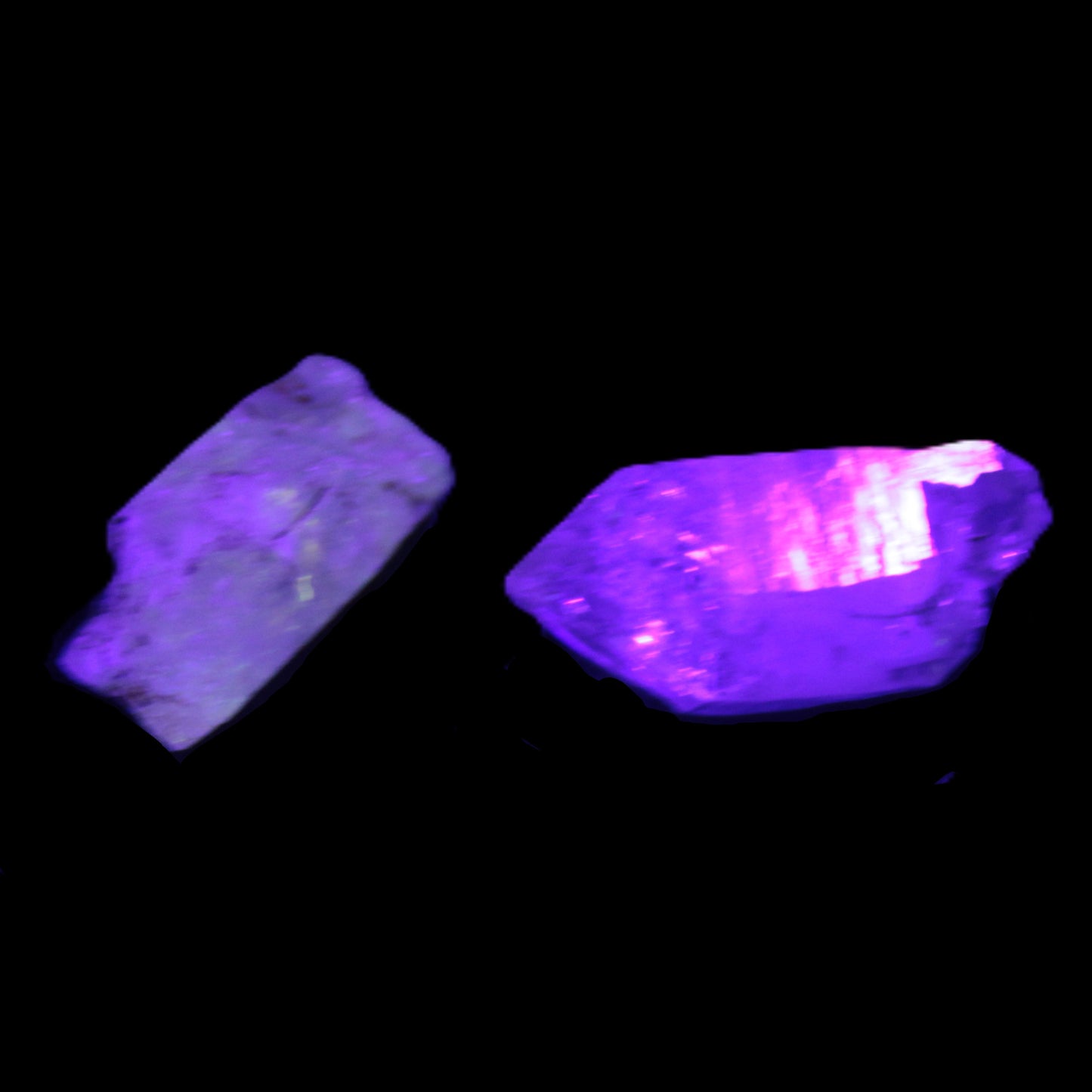 Two Fenster skeletal Enhydro crystals with hydrocarbons 4.8-8.6g