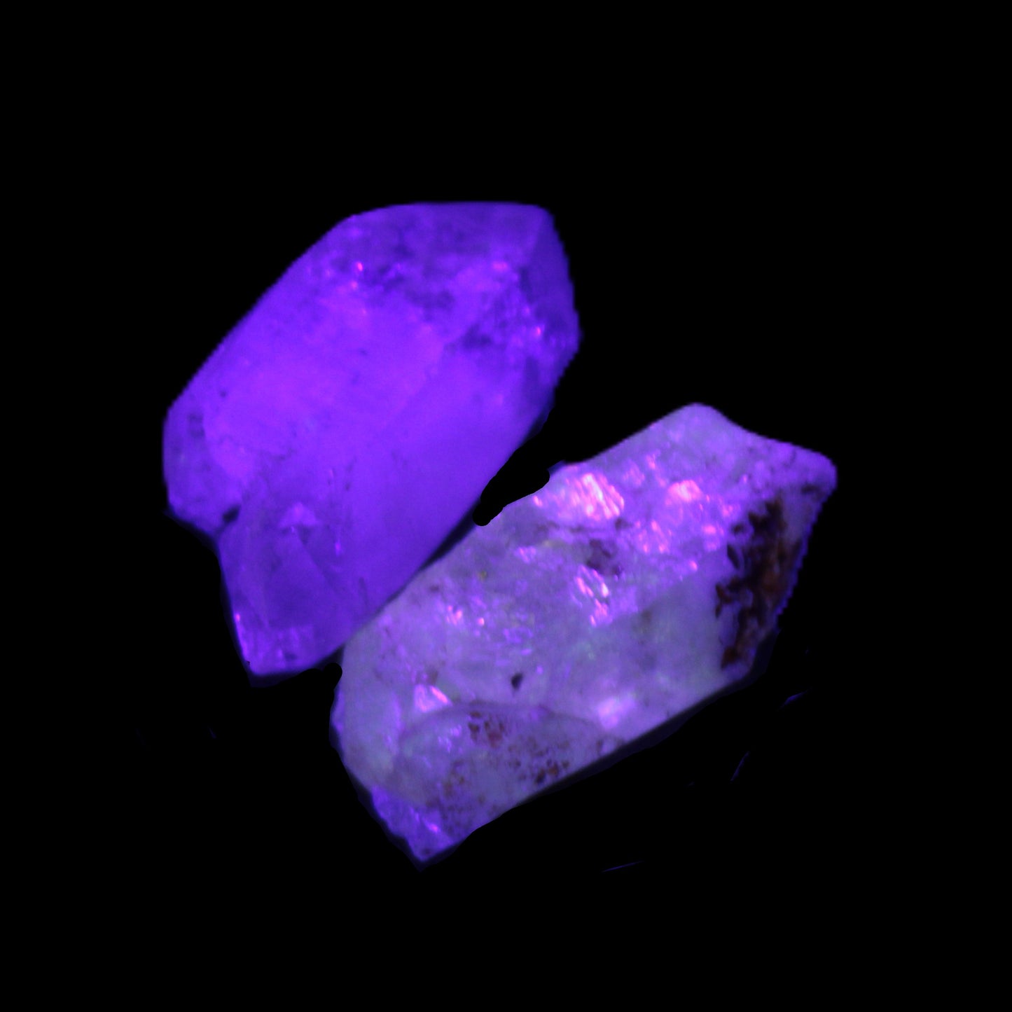 Two Fenster skeletal Enhydro crystals with hydrocarbons 4.8-8.6g