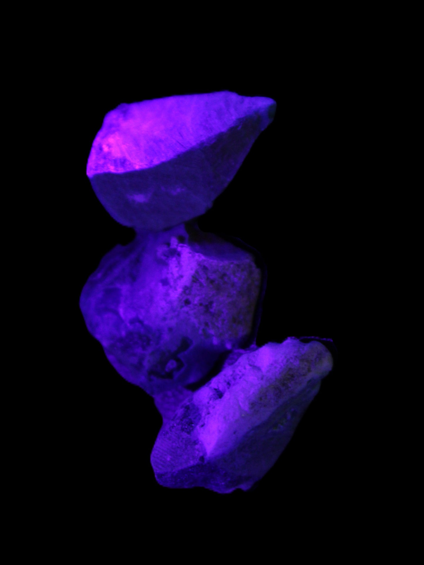 Chrysocolla Shattuckite Malachite 3 natural stones 10g in UV light - Rocks and Things Store
