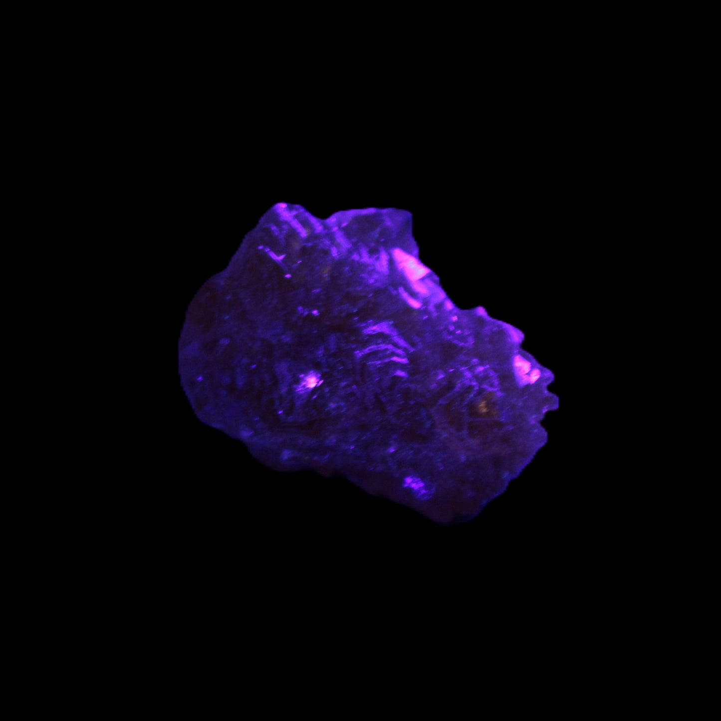 Citrine cluster 24*17mm 5.7g in UV light - Rocks and Things Store