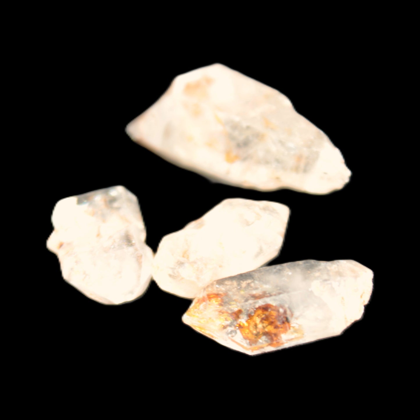 Fenster Enhydro Hydrocarbon 4 crystals 9-10g in sunlight - Rocks and Things Store
