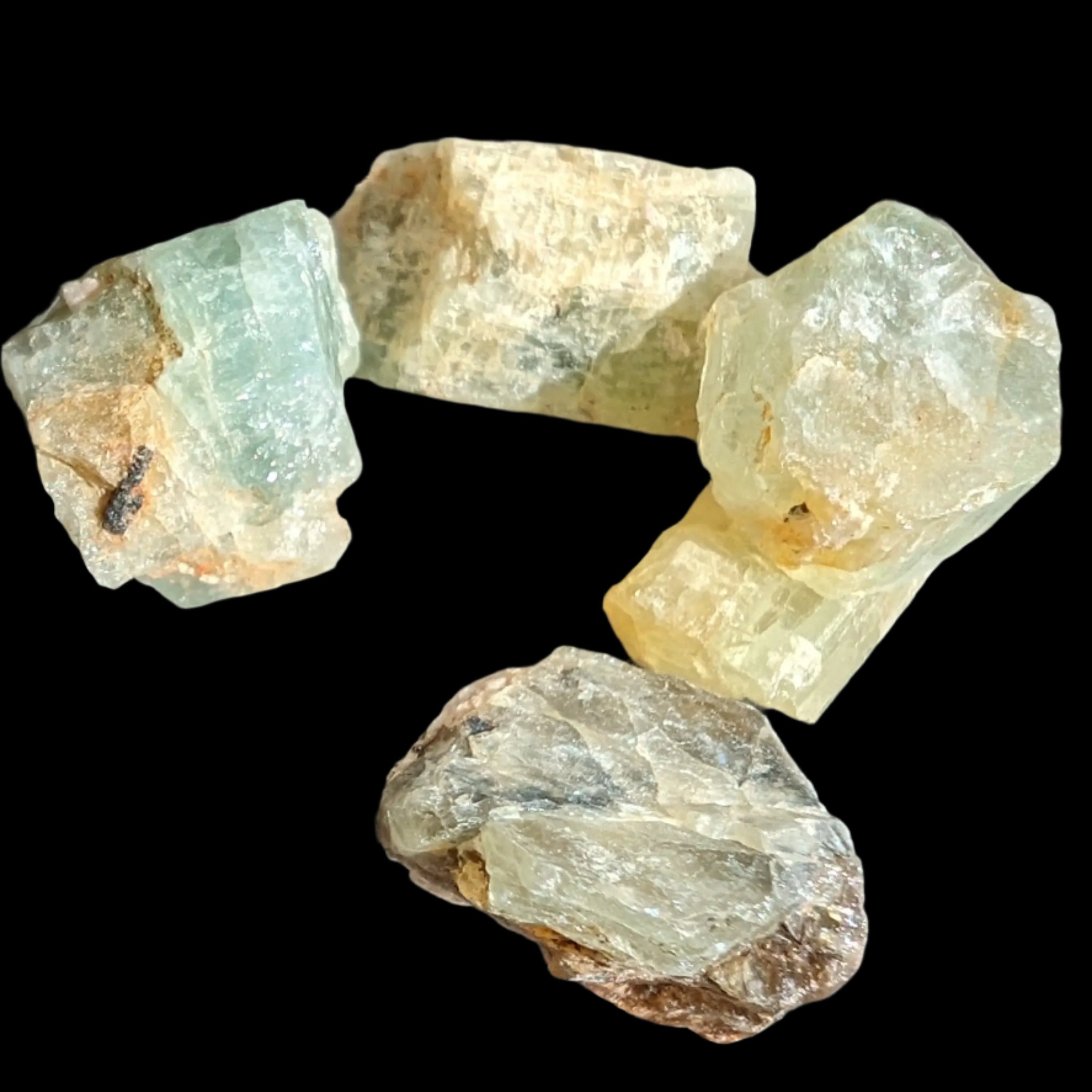 Aquamarine natural 4-6 crystals 7-8g in sunshine - Rocks and Things Store